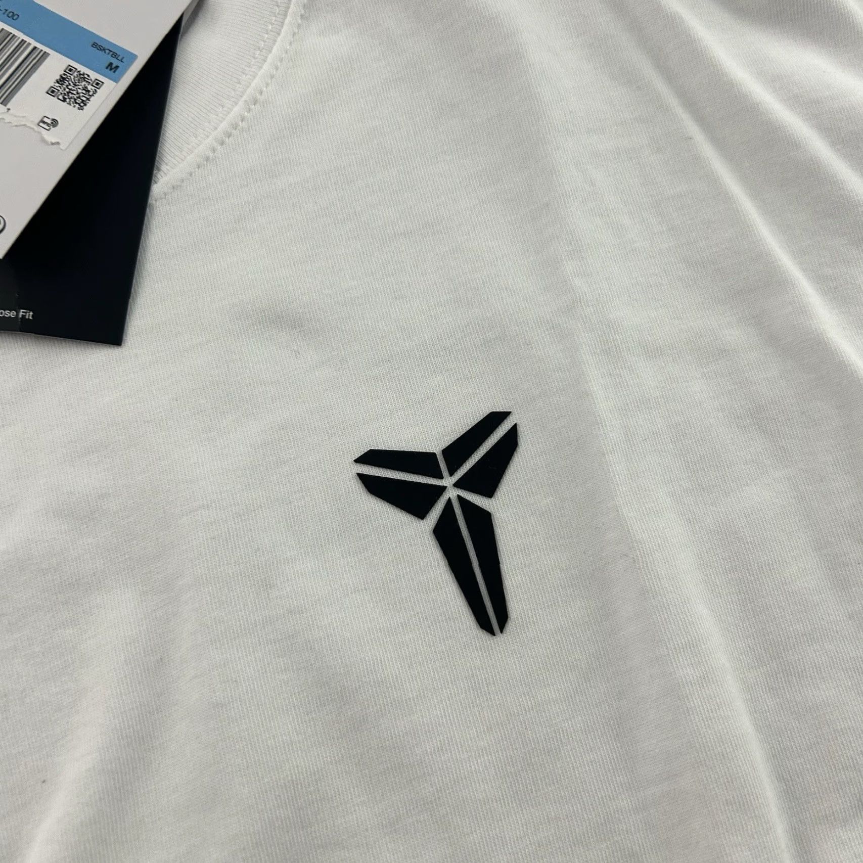 Nike NEW Nike Kobe Mama Mentality Short Sleeve T Shirt Men's Medium White Size US M / EU 48-50 / 2 - 5 Thumbnail