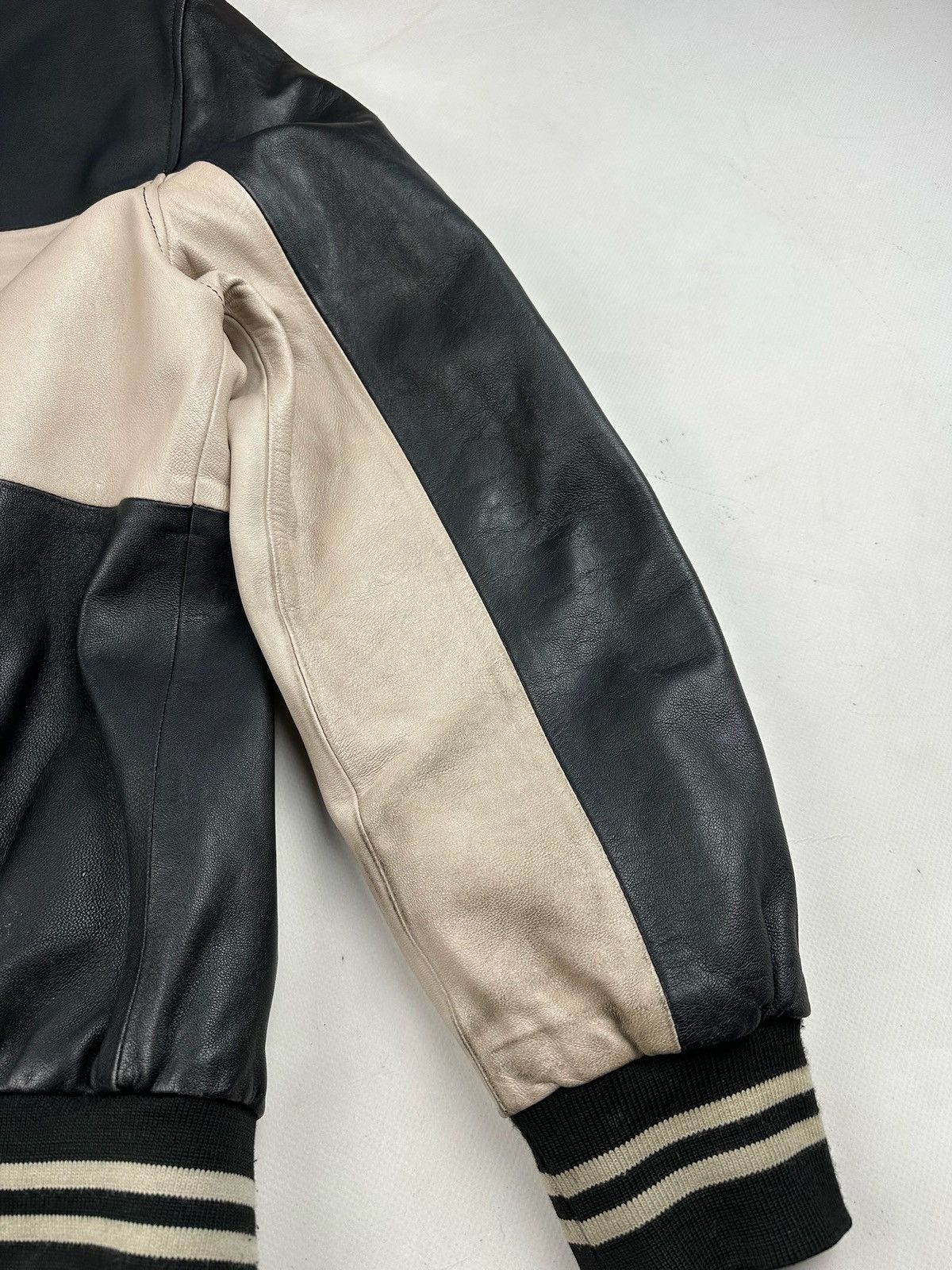 Other FERRARI RACING LEATHER JACKET BOMBER FIT Size US XL / EU 56 / 4 - 20 Thumbnail