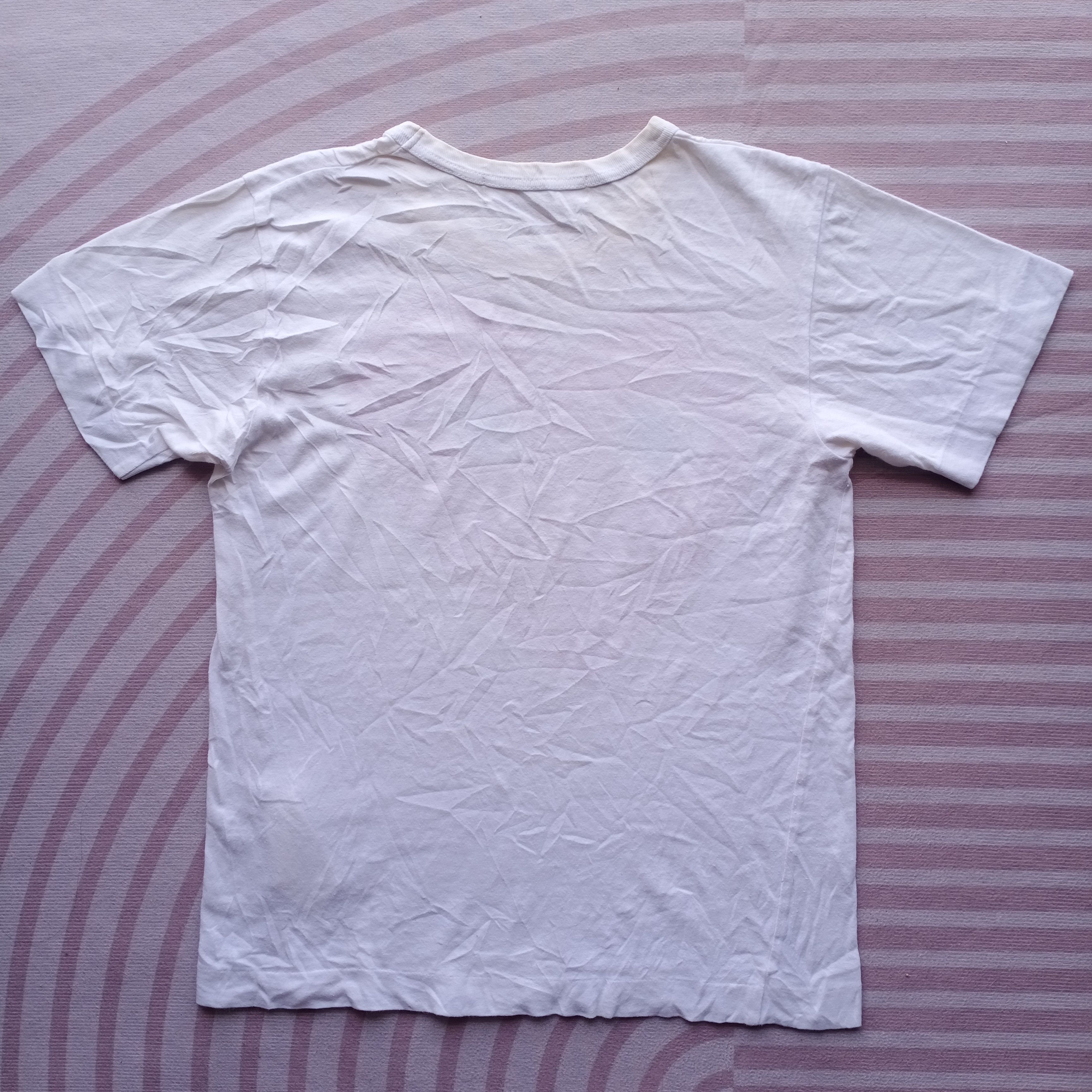 CDG by Comme des Garcons Comme Des Garcons PLAY CDG Love Eye T Shirt Japan M Size M / US 6-8 / IT 42-44 - 5 Thumbnail