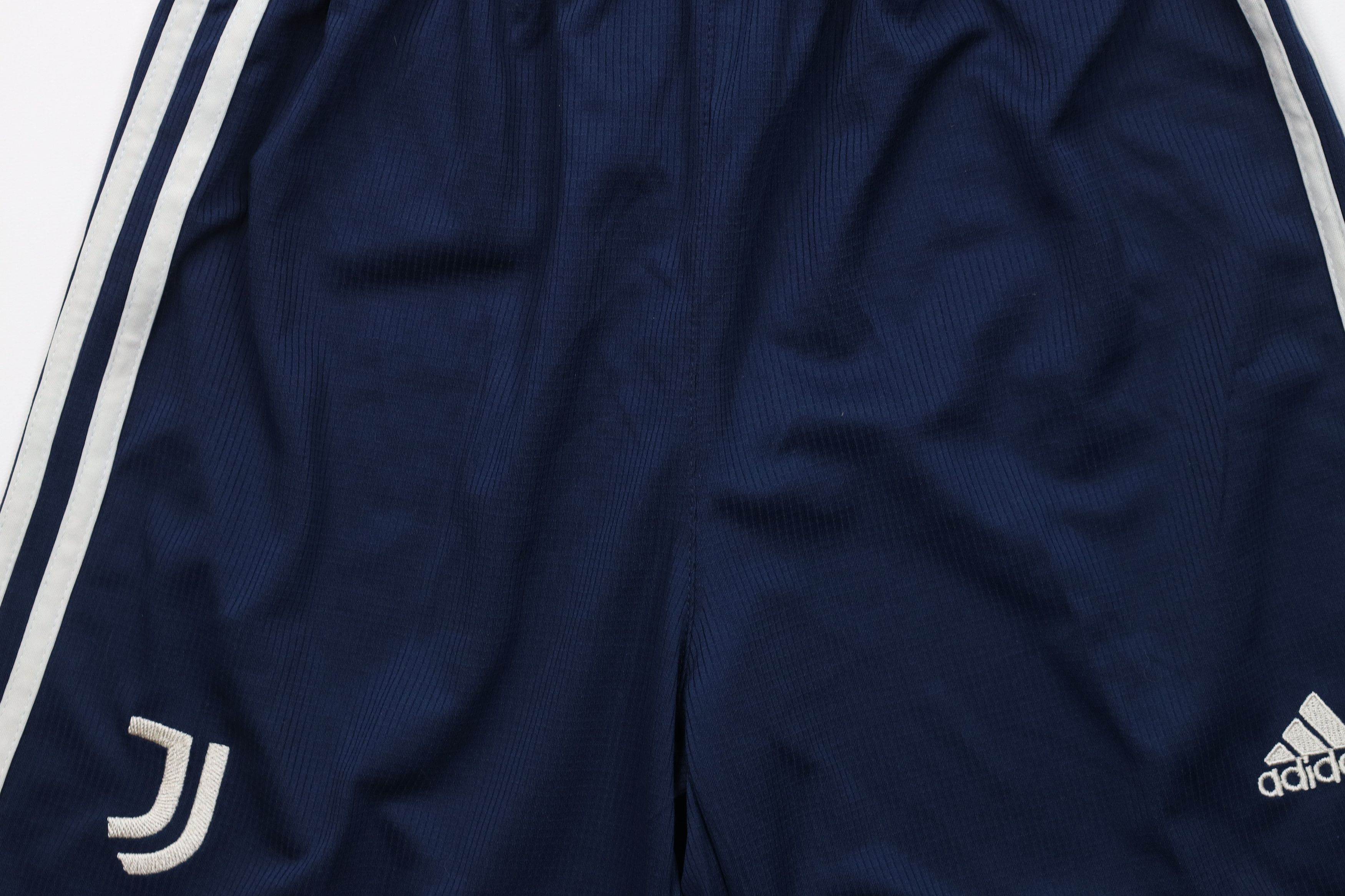 Adidas Vintage Adidas Juventus FC Soccer Football Shorts Blue Size US 30 / EU 46 - 3 Thumbnail