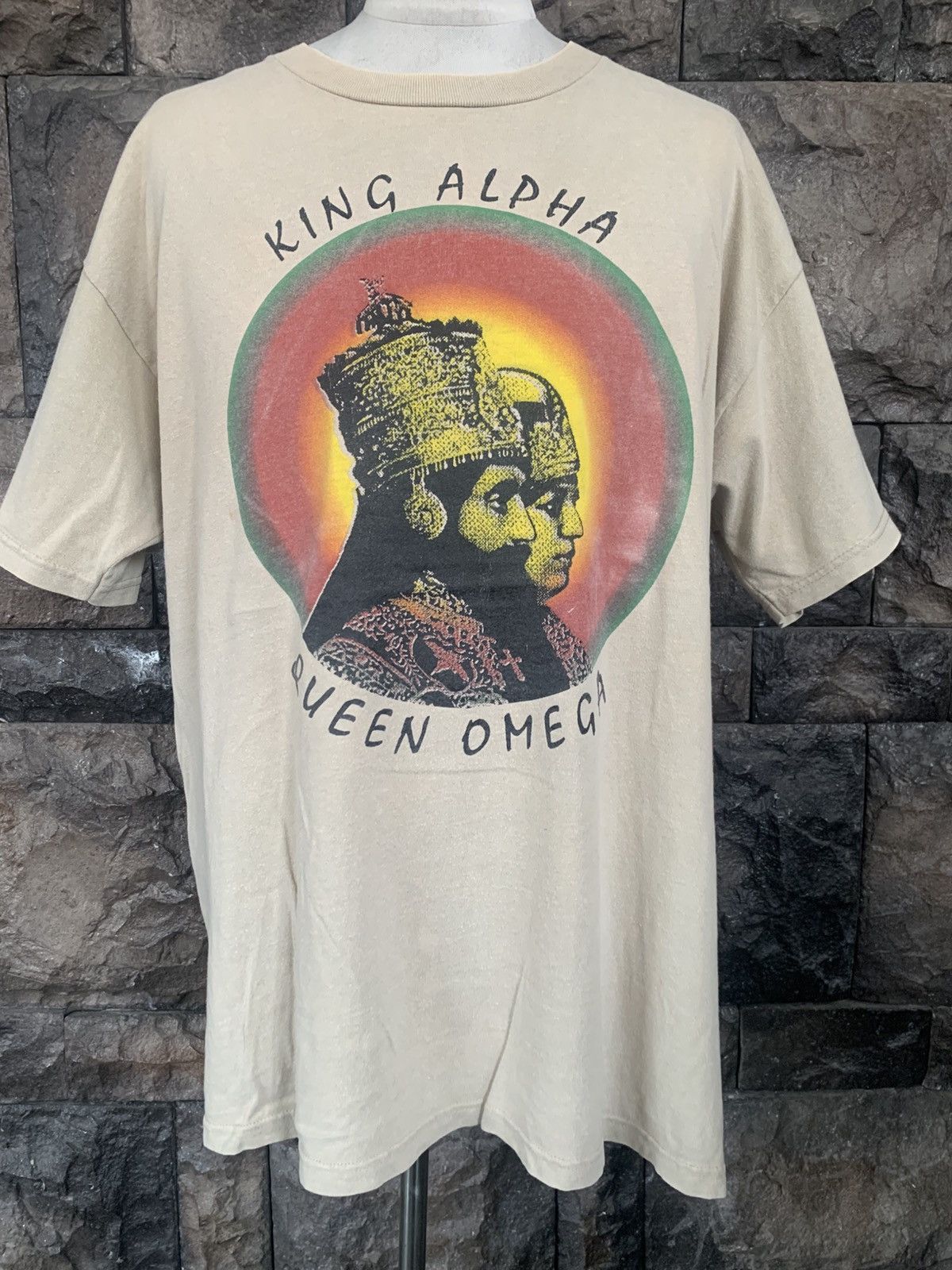 Band Tees Vintage King Alpha Queen Omega T shirt Size US XL / EU 56 / 4 - 1 Thumbnail
