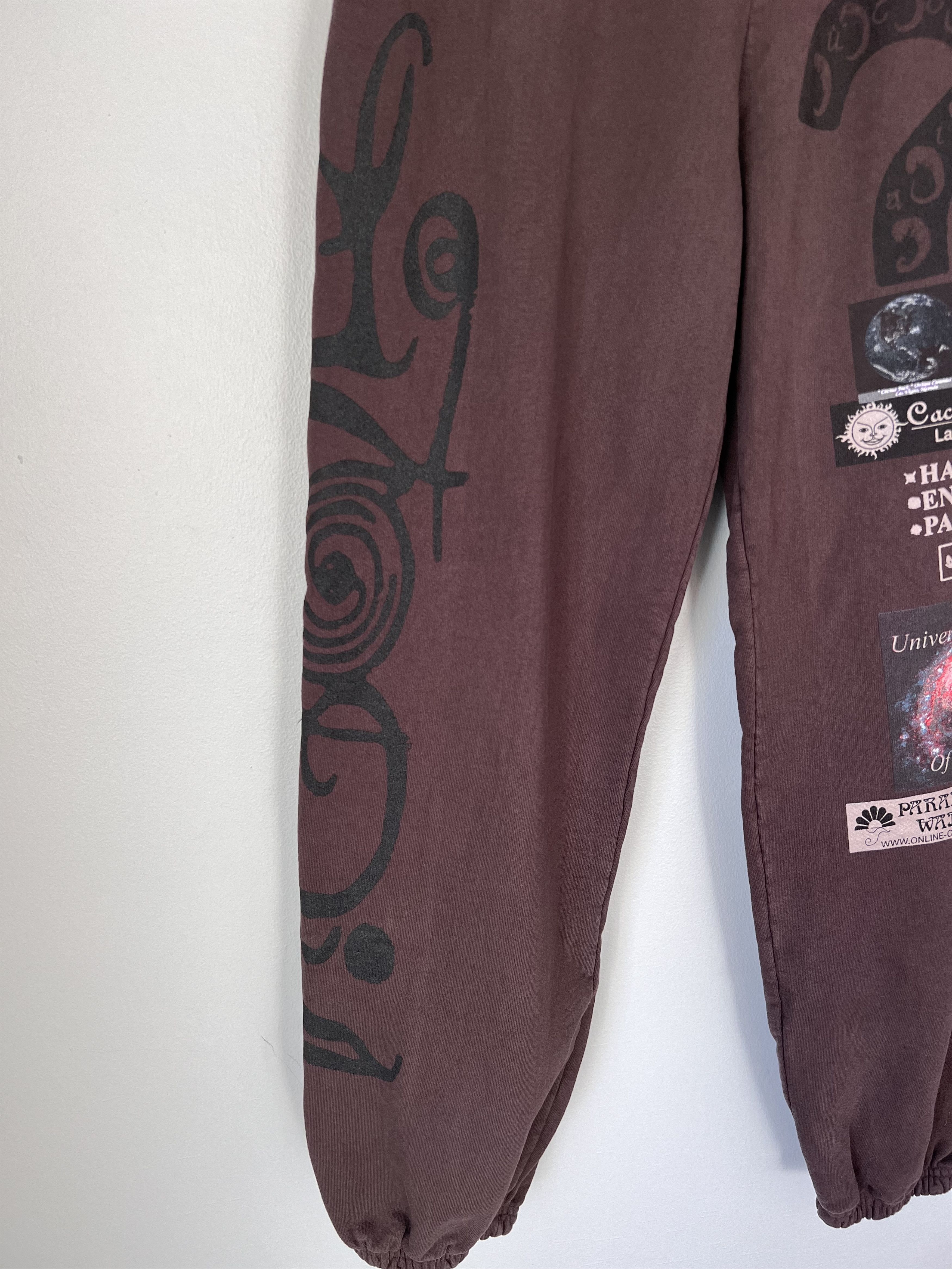Online Ceramics × Travis Scott Online Ceramics Cactus Jack Utopia Sweatpants in Brown Size US 34 / EU 50 - 4 Thumbnail