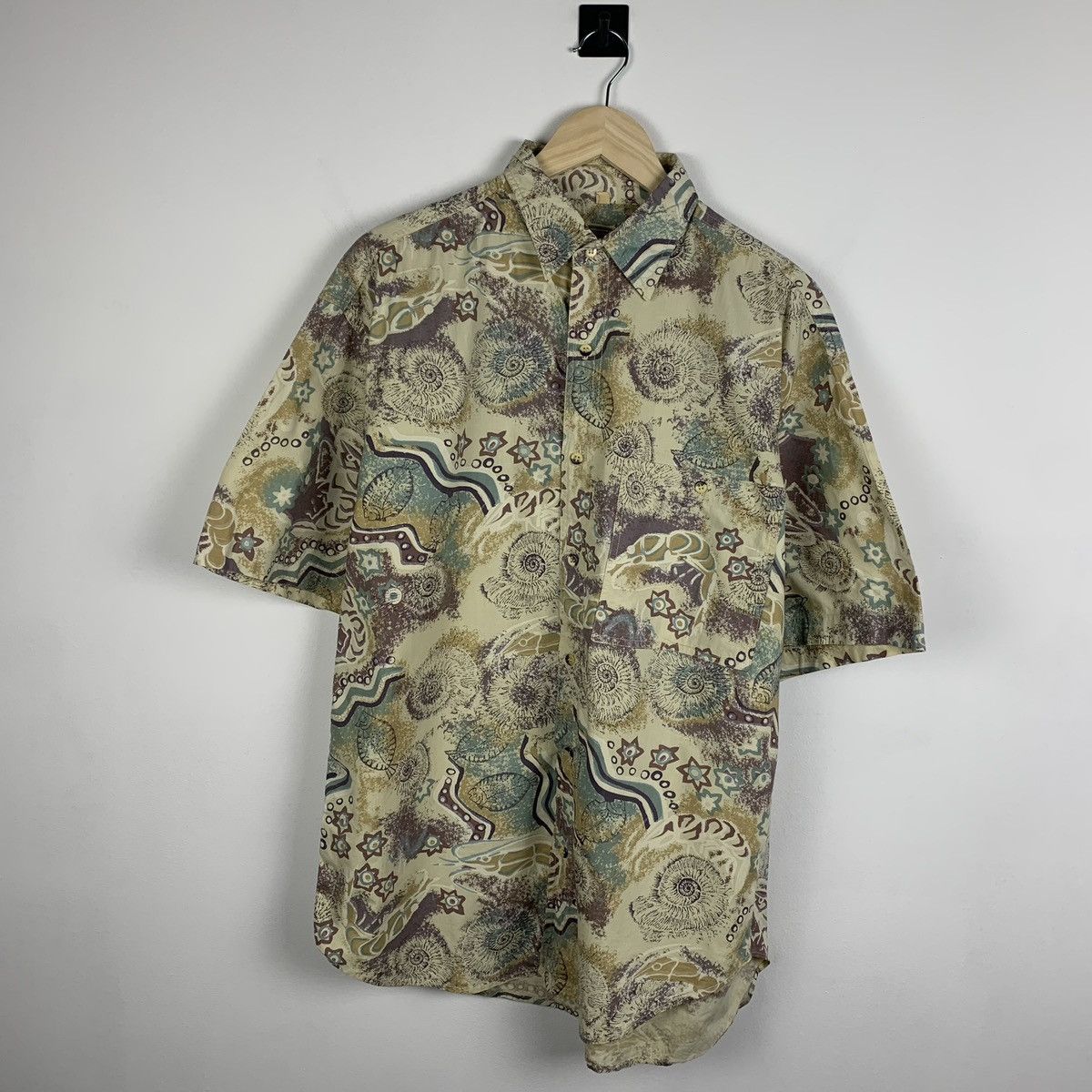 Vintage Vintage Short Sleeve Shirt Top Men’s Size M Hawaiian Art Y2K Size US M / EU 48-50 / 2 - 1 Thumbnail