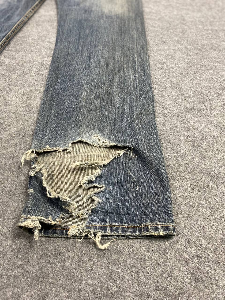 Japanese Brand japanese brand floral design trim distressed denim Size US 30 / EU 46 - 6 Thumbnail