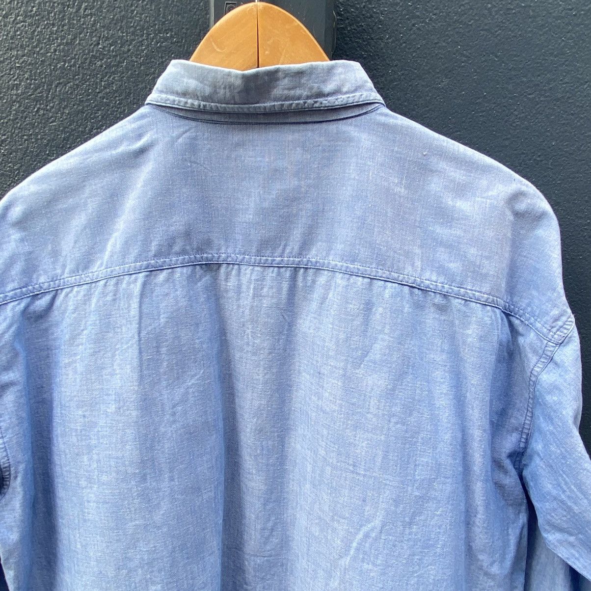 Japanese Brand × Vintage ENGLISH HERALDRY Vintage Patched Chambray Shirt. Size US M / EU 48-50 / 2 - 4 Thumbnail