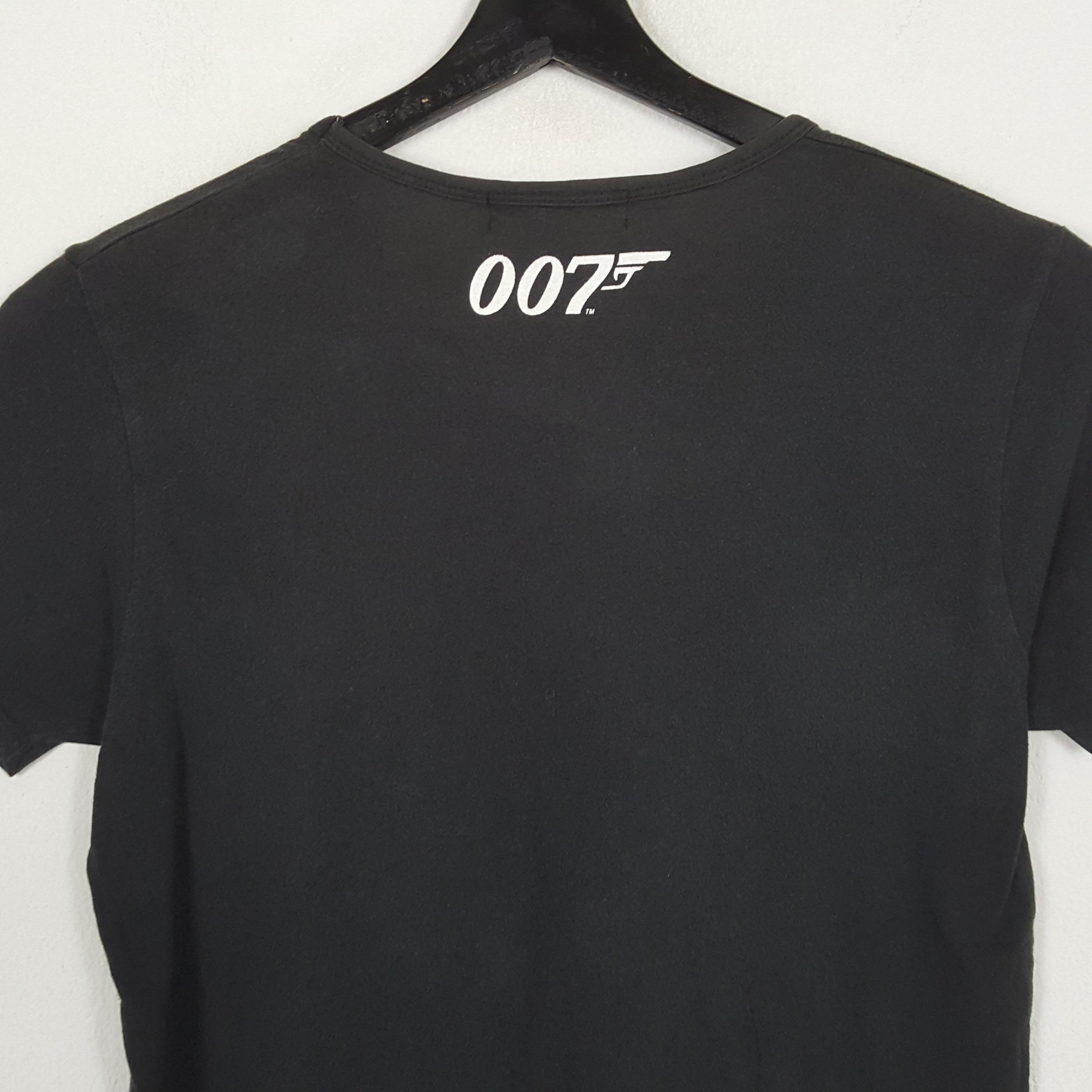 Vintage JAMES BOND 007 Action Movie Tshirt Size US S / EU 44-46 / 1 - 4 Thumbnail