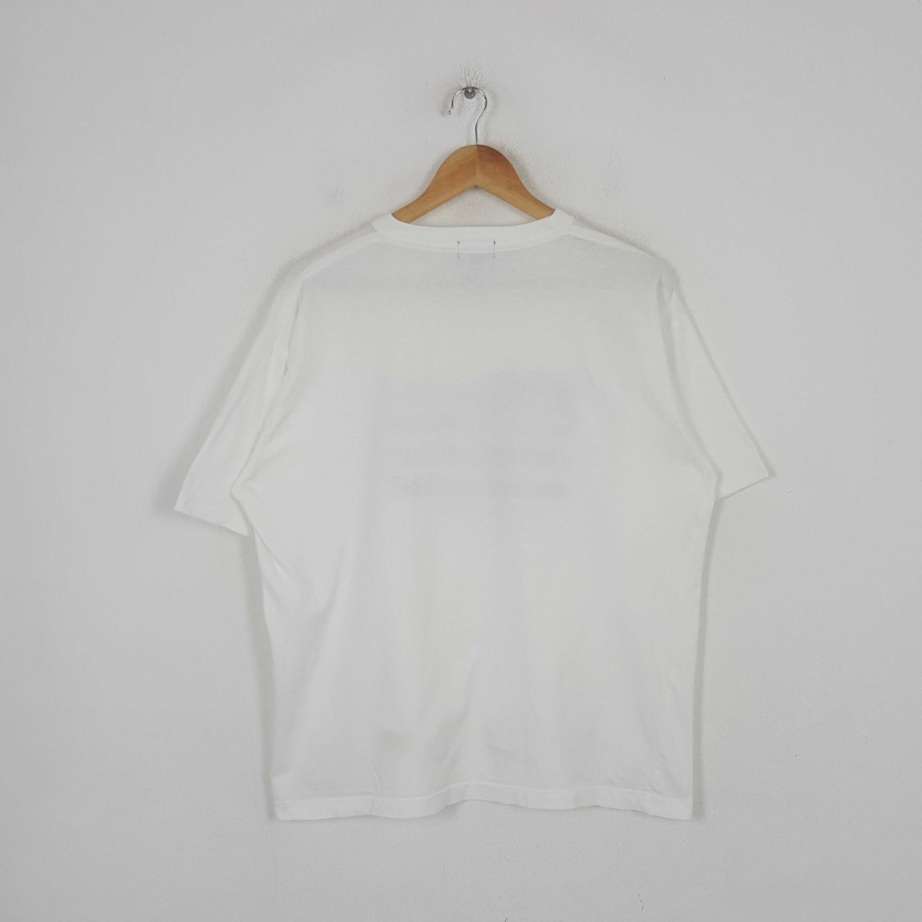 Honda Vintage Honda Racing 1997 World Series Formula 1Tshirt RR30 Size US L / EU 52-54 / 3 - 3 Thumbnail