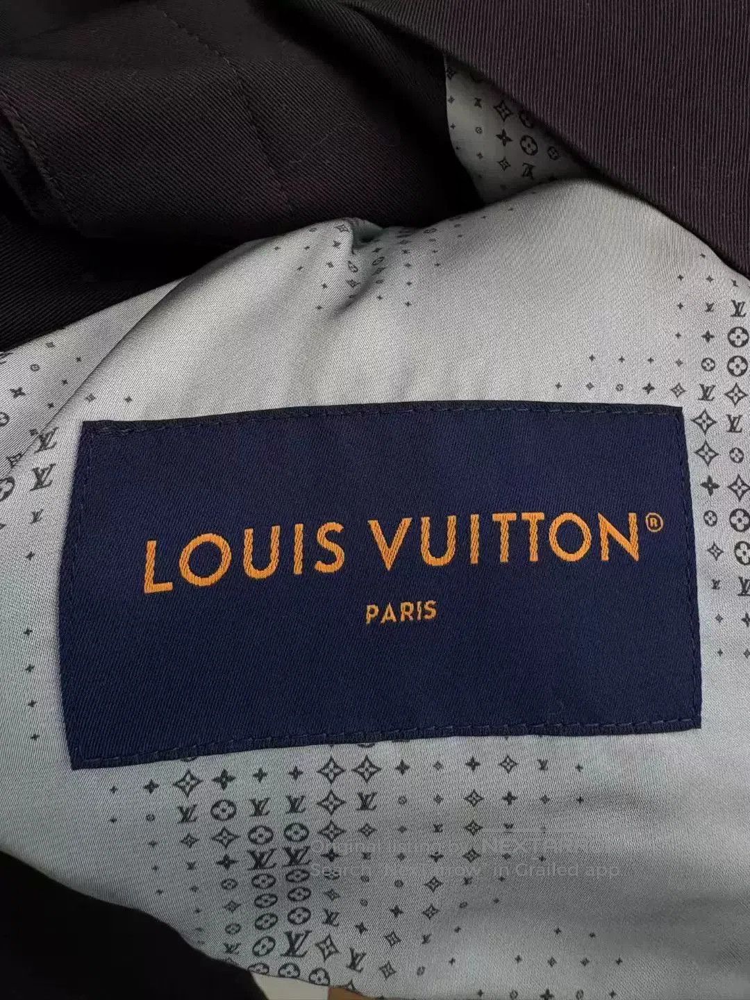 Louis Vuitton louis vuitton black beaded jacket coat. Size US L / EU 52-54 / 3 - 4 Thumbnail