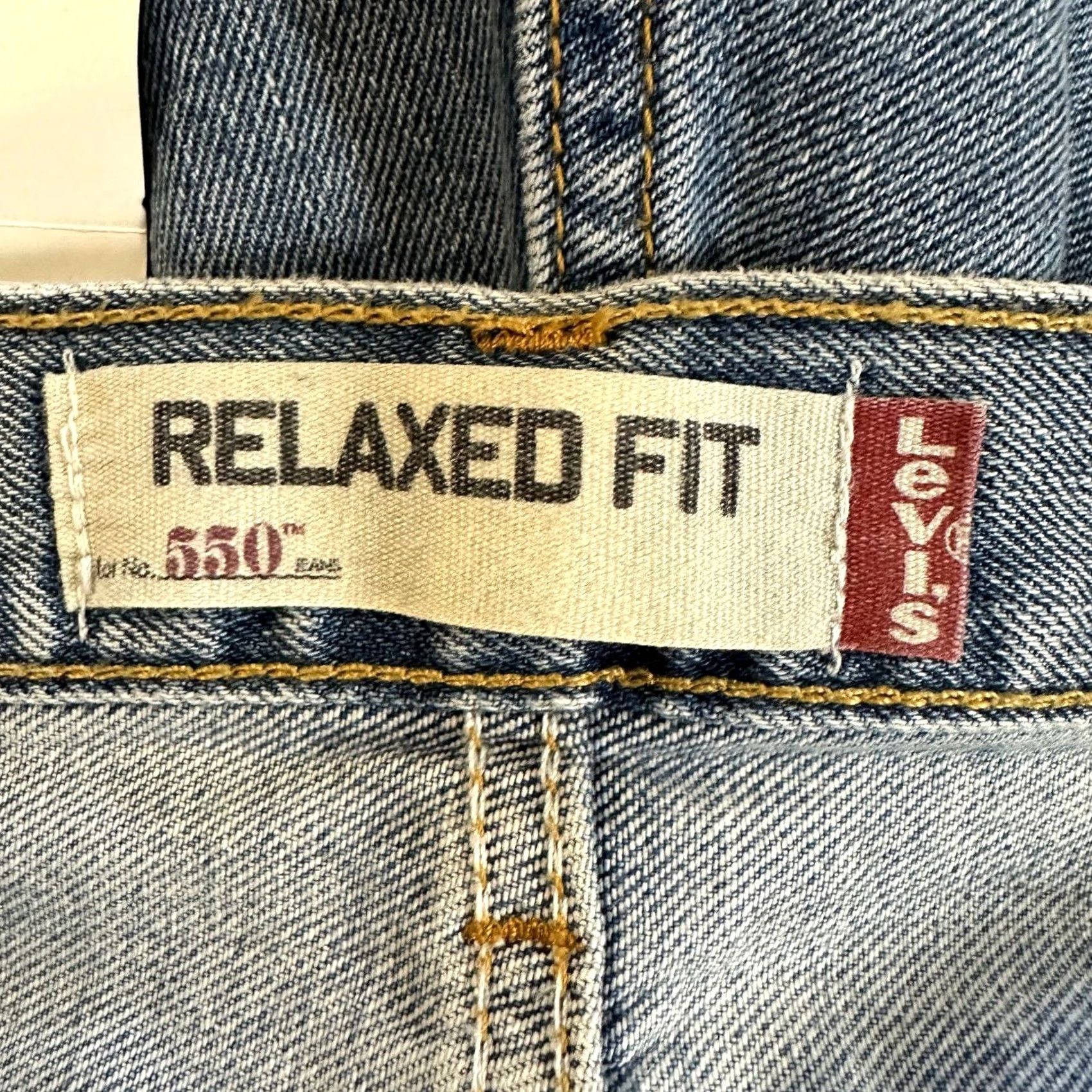 Levi's Levi's 550 Jeans Mens 38X32 Blue Relaxed Straight Denim NEW Light Wash 5-Pocket Logo 66 Waist Inseam 32 Mens Jeans LEVIS 550 Blue Light Wash Regular Size US 38 / EU 54 - 3 Thumbnail