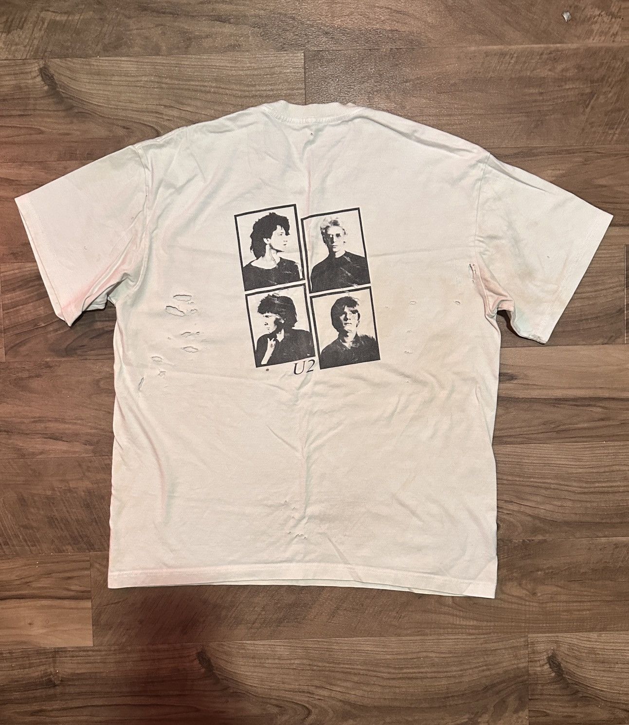 Other Vintage thrashed U2 tour tee Size US L / EU 52-54 / 3 - 3 Thumbnail