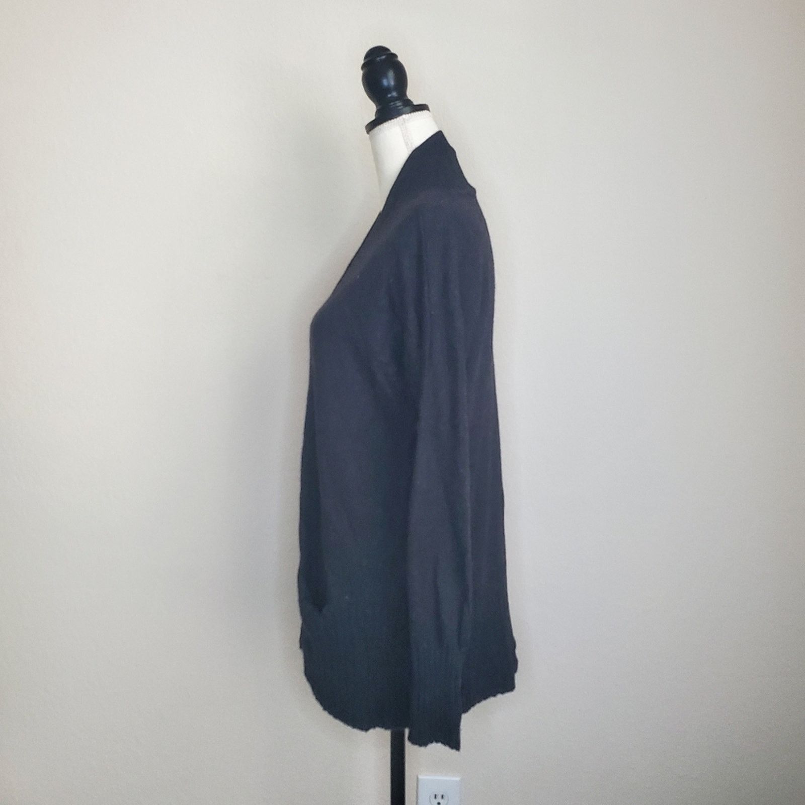 Aritzia Aritzia Lenox Wool Blend Cardigan Small Size S / US 4 / IT 40 - 4 Thumbnail