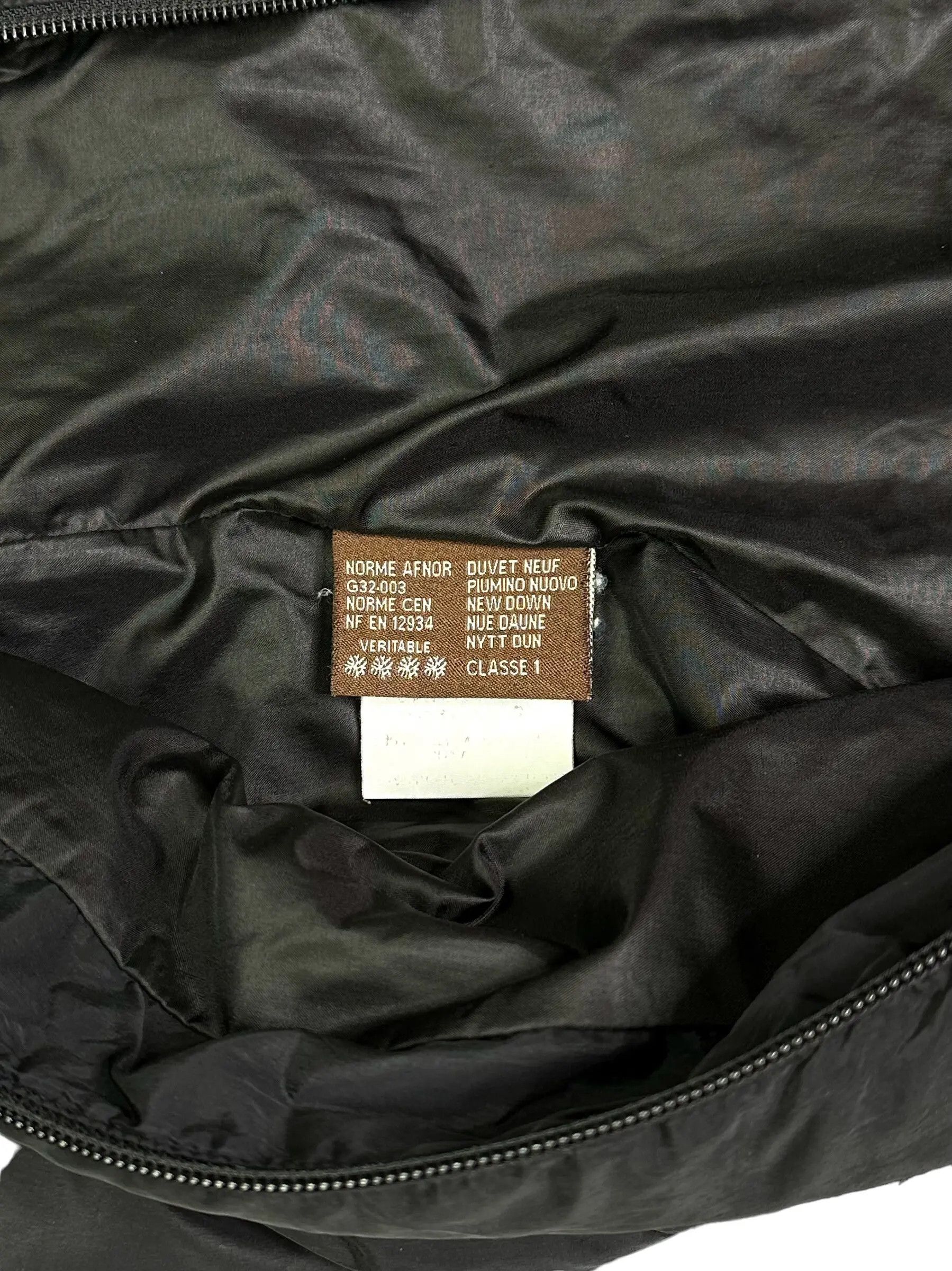 Moncler Moncler Quilted insulated jacket Size M / US 6-8 / IT 42-44 - 4 Thumbnail