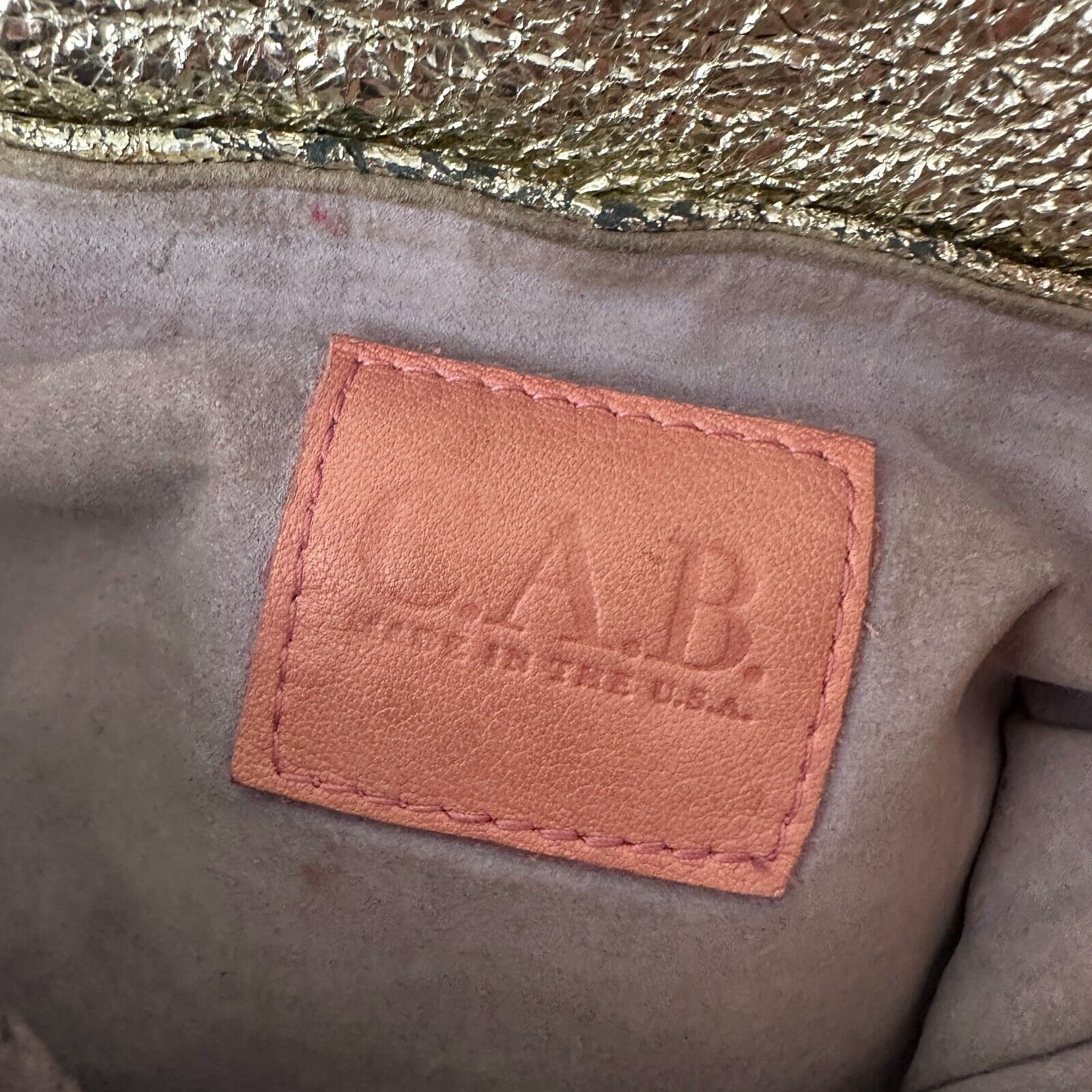 Other C.A.B. Gold-Silver Shimmer Clamshell Shoulder Bag Snap Close Size ONE SIZE - 6 Thumbnail
