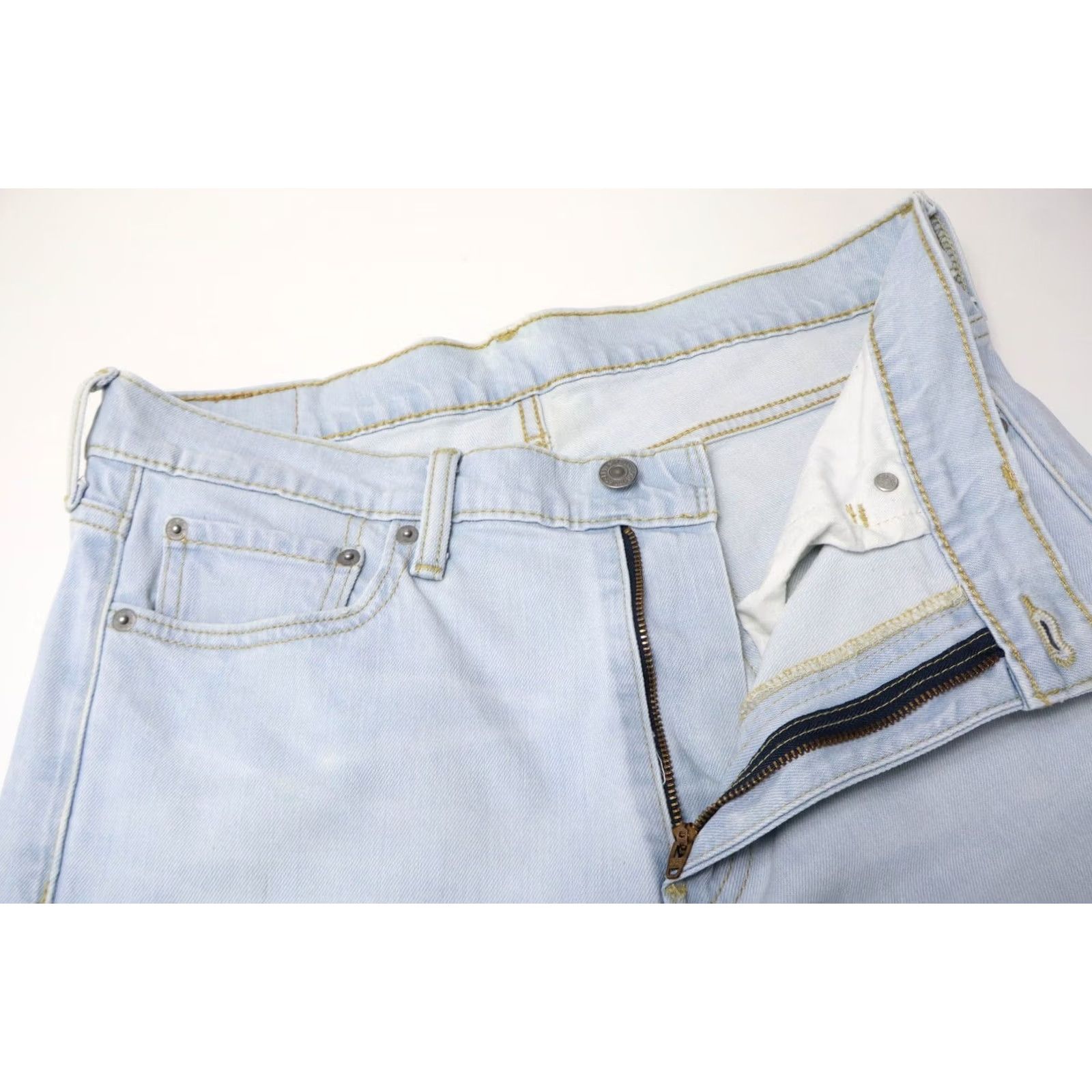 Levi's LEVI'S 510 Jeans Men W32/L30 Light Blue Denim Tapered Zip Fly Stretch Size US 32 / EU 48 - 4 Thumbnail