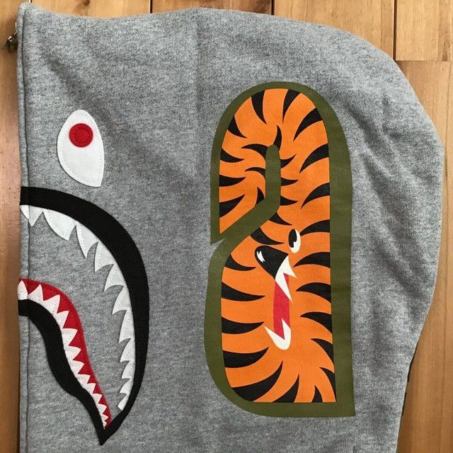 Bape BAPE Grey x 1st camo shark full zip hoodie a bathing ape Size US L / EU 52-54 / 3 - 5 Thumbnail