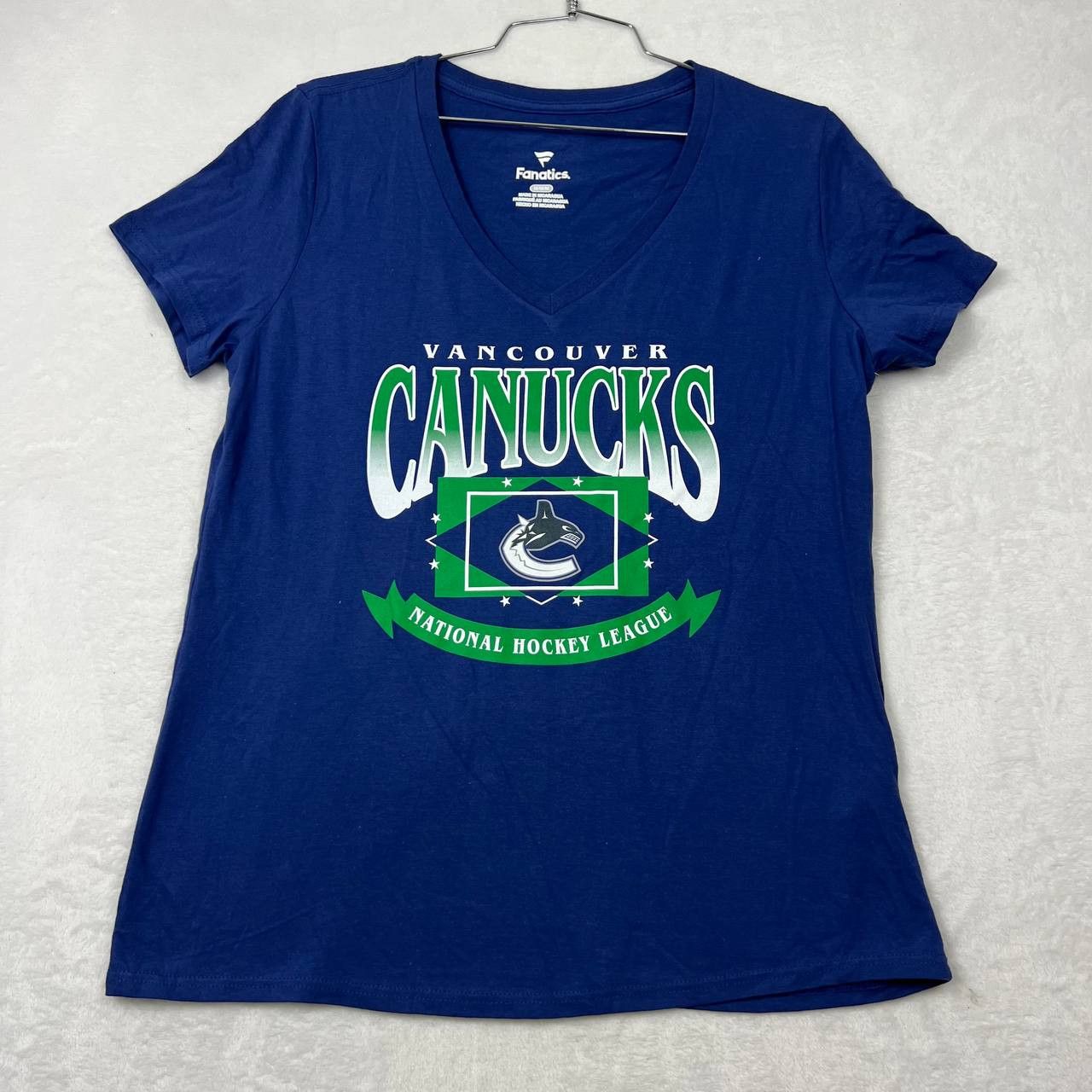 Other Vancouver Canucks Shirt Women Medium Fanatics NHL V-Neck M Size M / US 6-8 / IT 42-44 - 1 Thumbnail