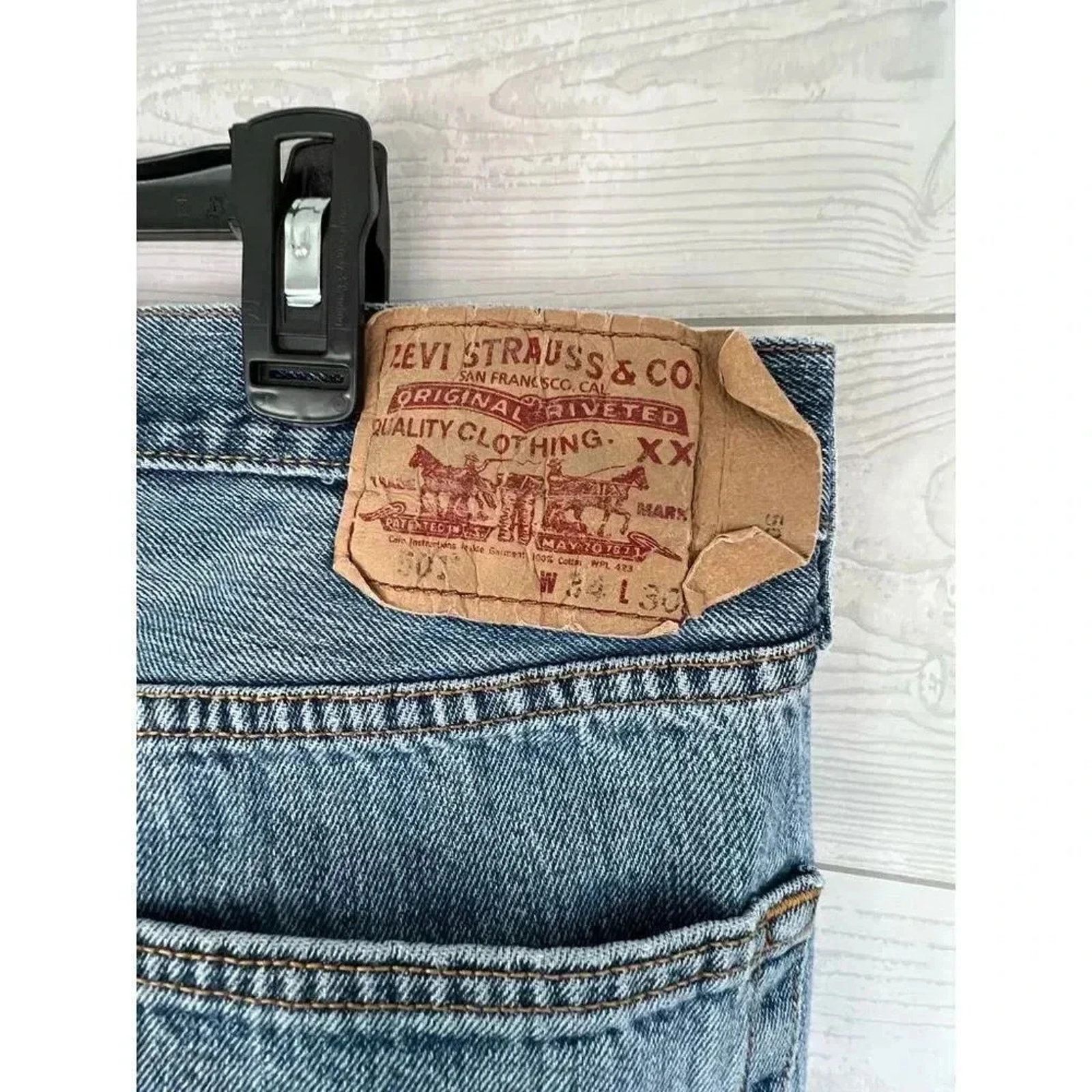 Levi's Levi’s Vintage 90s Original fit 501 button fly jeans 34x30 Size US 34 / EU 50 - 5 Thumbnail