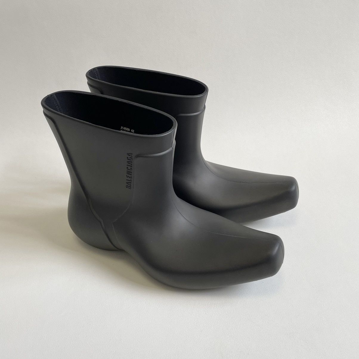 Balenciaga Black Rubber ‘Excavator’ Boots Size US 9 / EU 42 - 8 Thumbnail