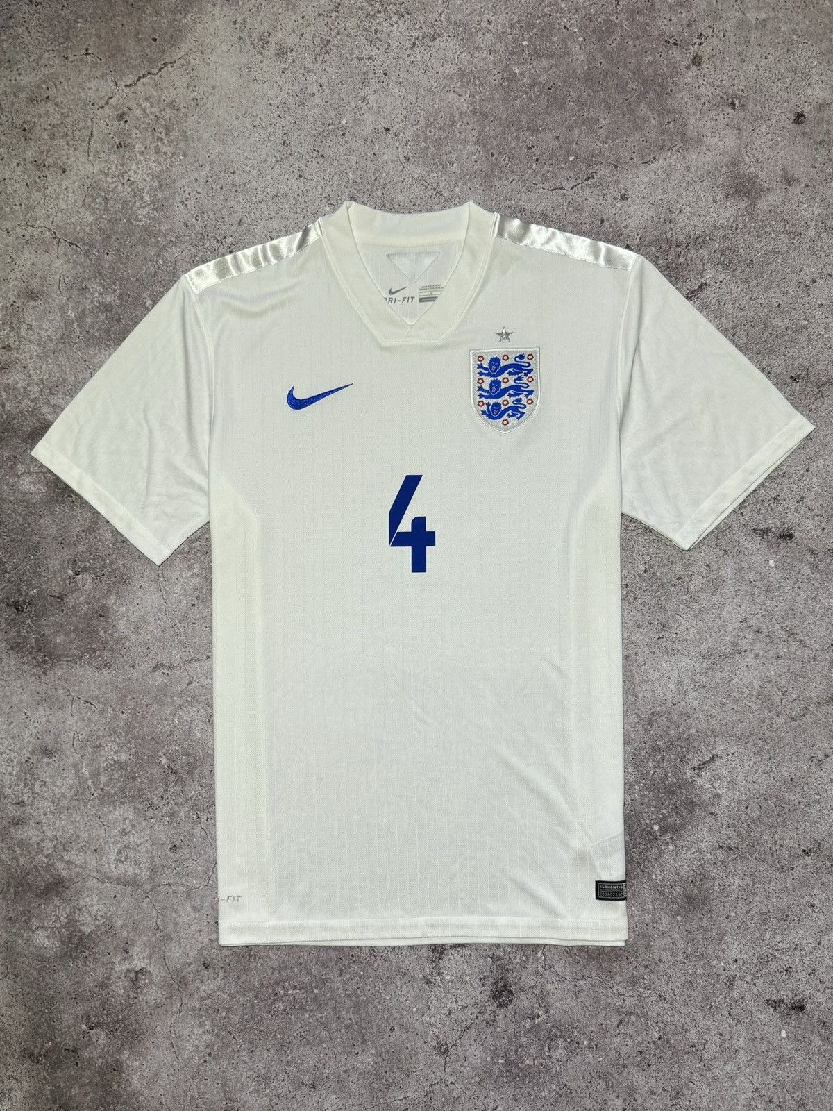 Nike × Vintage England 2014/15 Gerrard 4 Home Nike Football Jersey T-Shirt Size US L / EU 52-54 / 3 - 1 Thumbnail