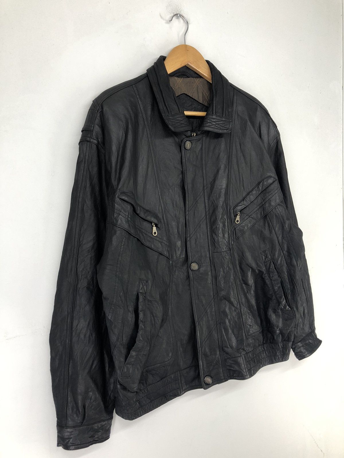 Genuine Leather Vintage C&A San Diego Cowhide Leather Bomber Jacket Size US L / EU 52-54 / 3 - 3 Thumbnail
