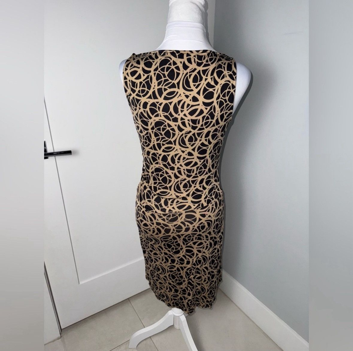 Diane von Furstenberg Diane von Furstenberg Geometric Print Sleeveless Midi Dress Size S / US 4 / IT 40 - 5 Thumbnail