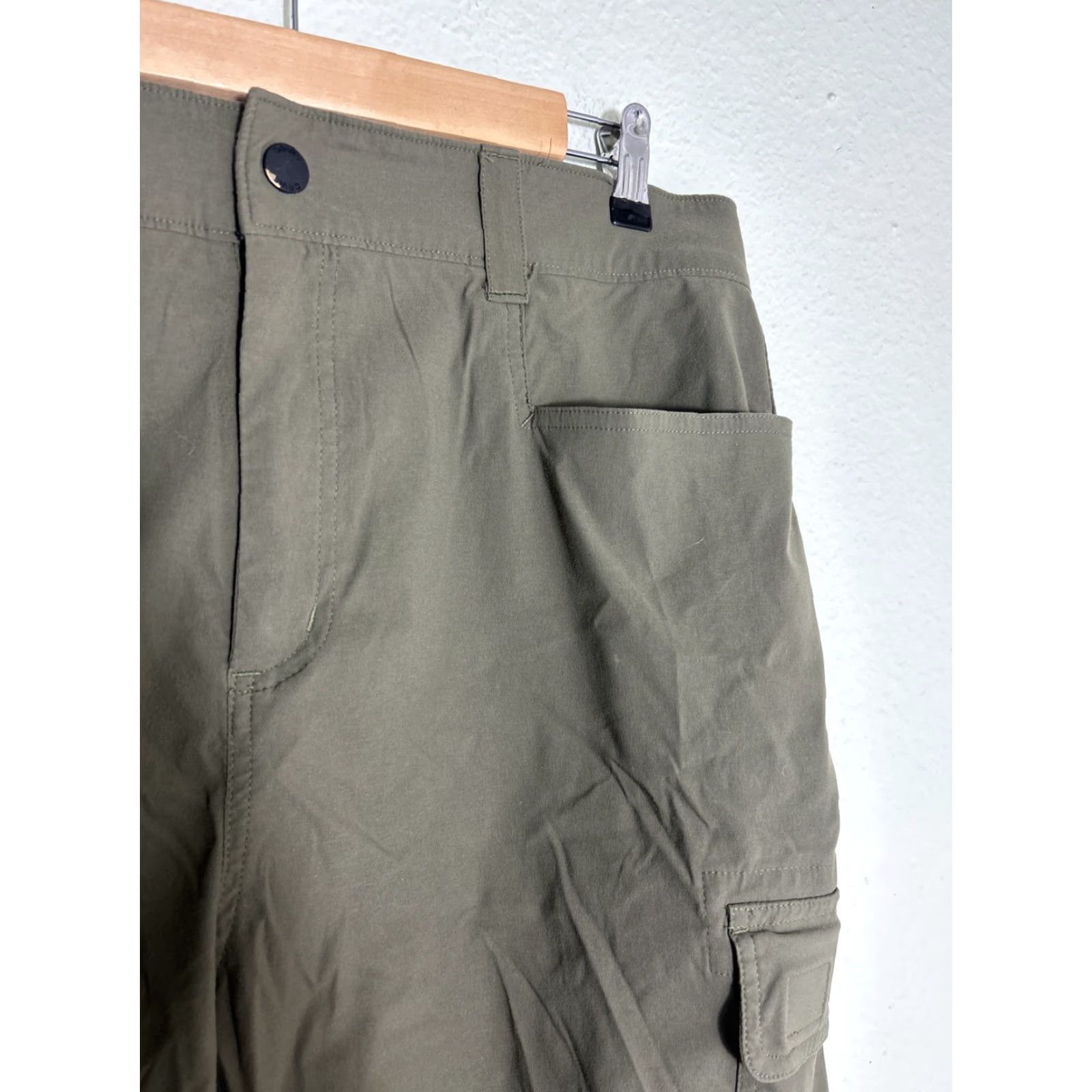 Orvis Orvis Mens Cargo Shorts Olive Green 36x9 Regular Nylon Green Cargo Mens Size 36 XD Size US 36 / EU 52 - 4 Thumbnail