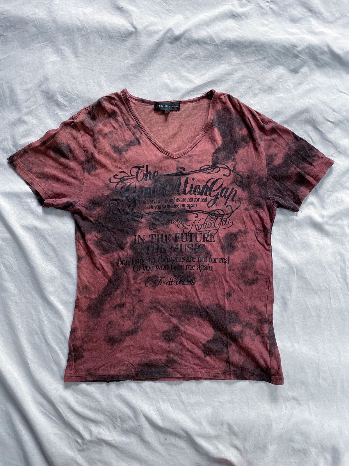 In The Attic IN THE ATTIC DISTRESSED STYLE POEM TEE Size US L / EU 52-54 / 3 - 1 Thumbnail