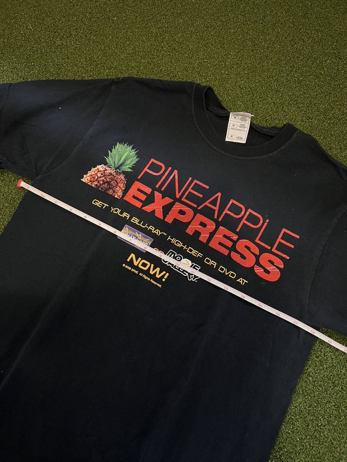 Fruit Of The Loom RARE 2008 Pineapple Express Movie Promo tee Size US M / EU 48-50 / 2 - 5 Thumbnail