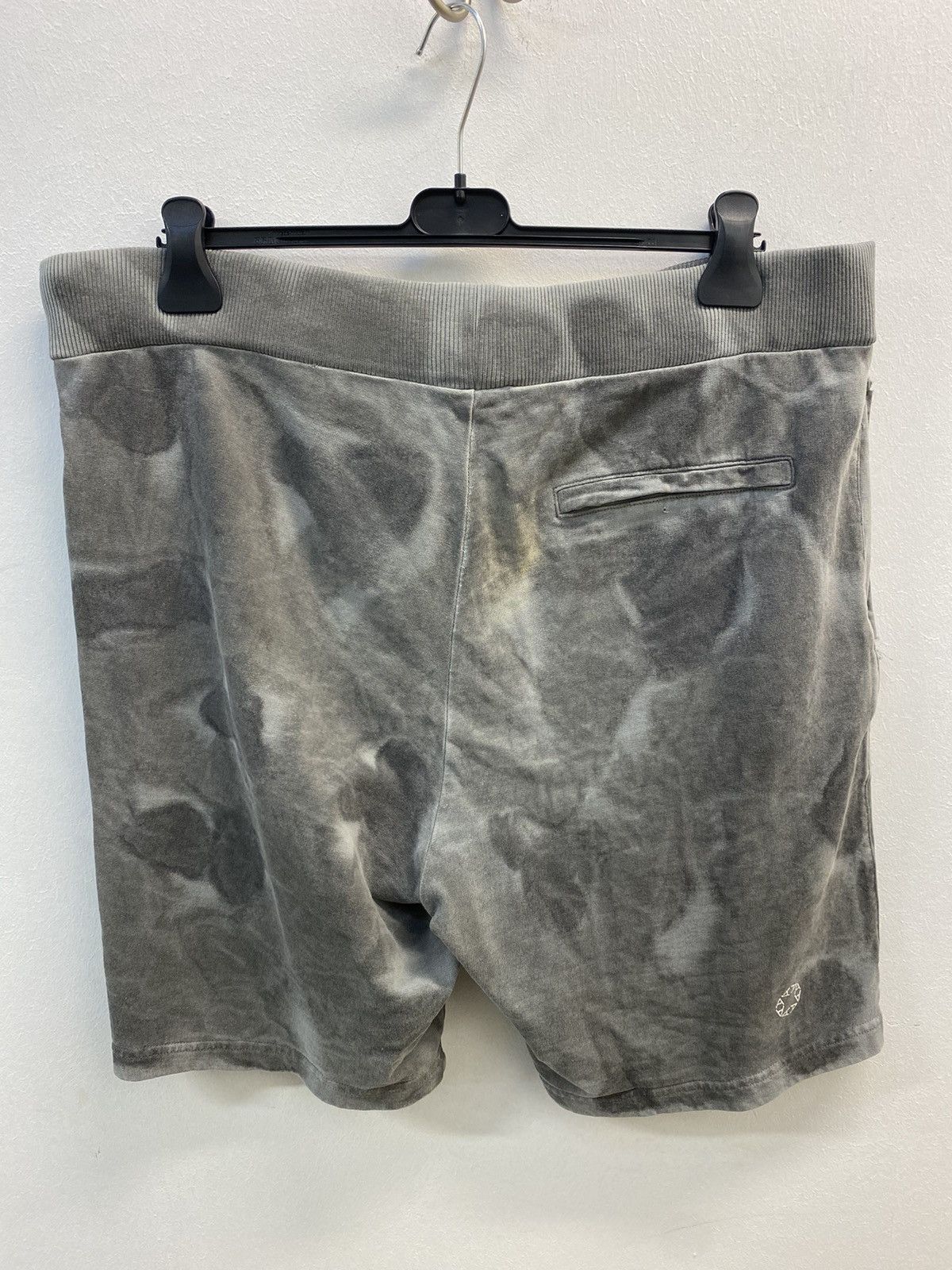 1017 ALYX 9SM 1017 ALYX 9SM Sweat Shorts Size US 35 - 7 Thumbnail