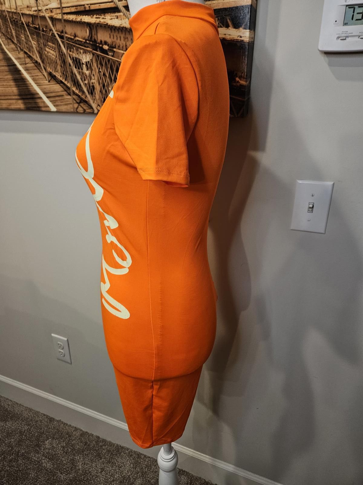 Fashion Nova Stylish Orange "Money" Graphic Bodysuit #110 Size ONE SIZE - 3 Thumbnail