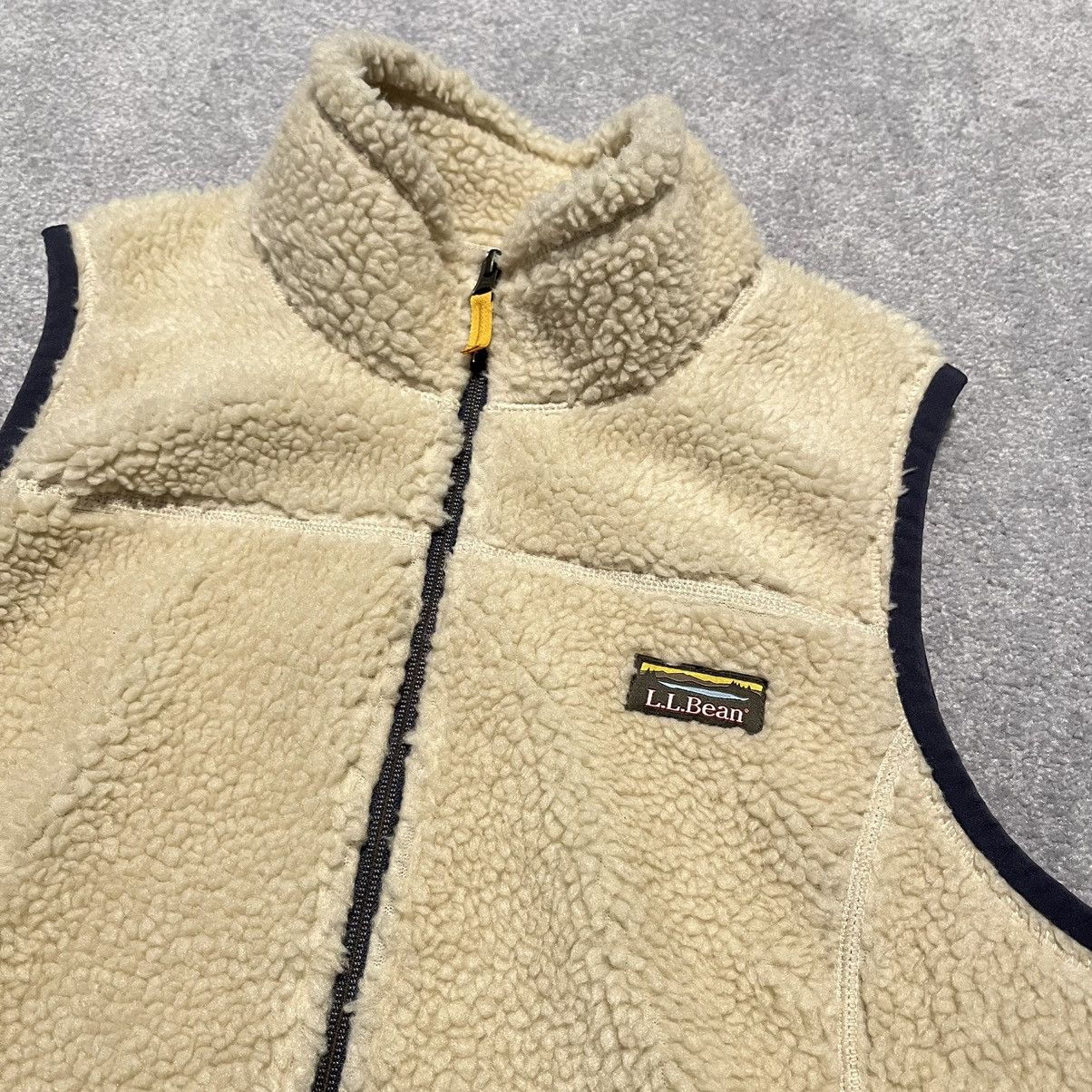 L.L. Bean Vintage L.L. Bean Mountain Pile Fleece Vest Zip Up Men’s Size US L / EU 52-54 / 3 - 3 Thumbnail