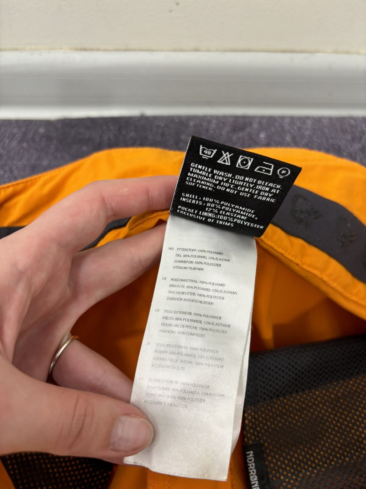Norrona Norrona Fjora Flex1 Women’s Pure Orange Outdoor Shorts Size 30" / US 8 / IT 44 - 17 Thumbnail