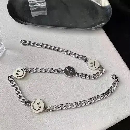 Other Smiley Face Pendant Necklace Size ONE SIZE - 4 Thumbnail