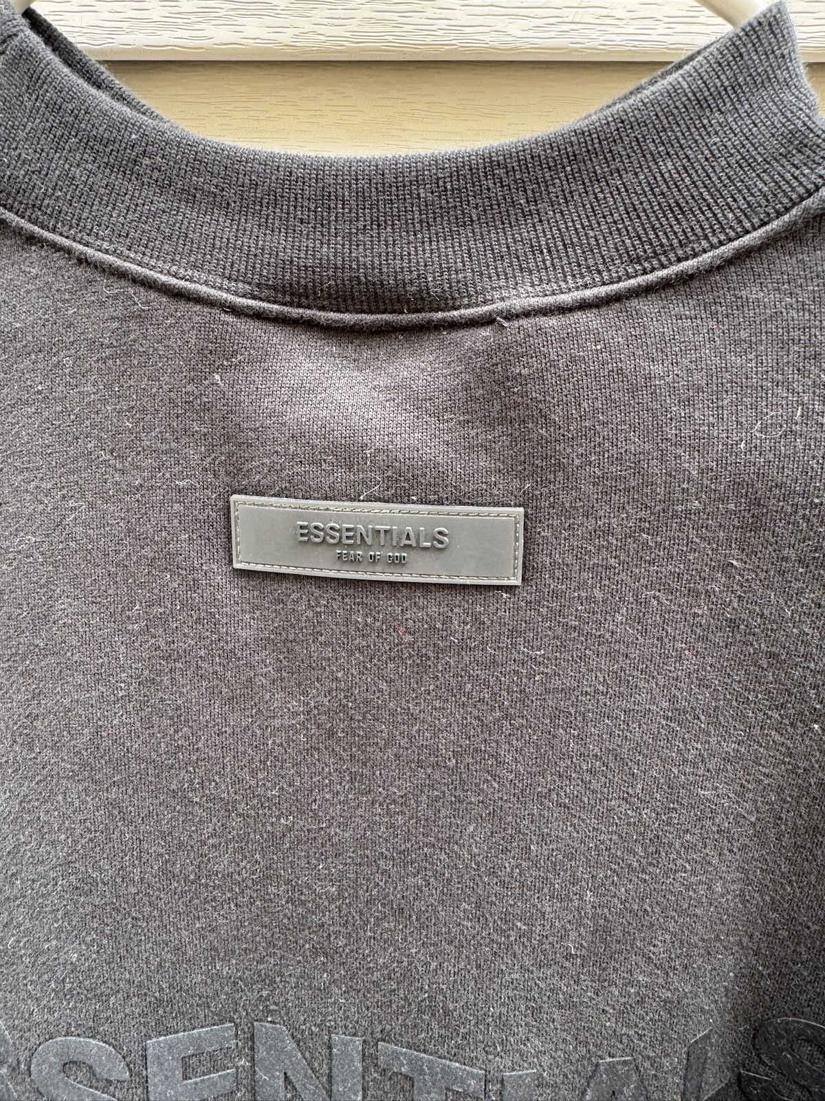 Fear of God Fear of God Essentials Relaxed Crewneck Black Stretch limo Size US XS / EU 42 / 0 - 4 Thumbnail