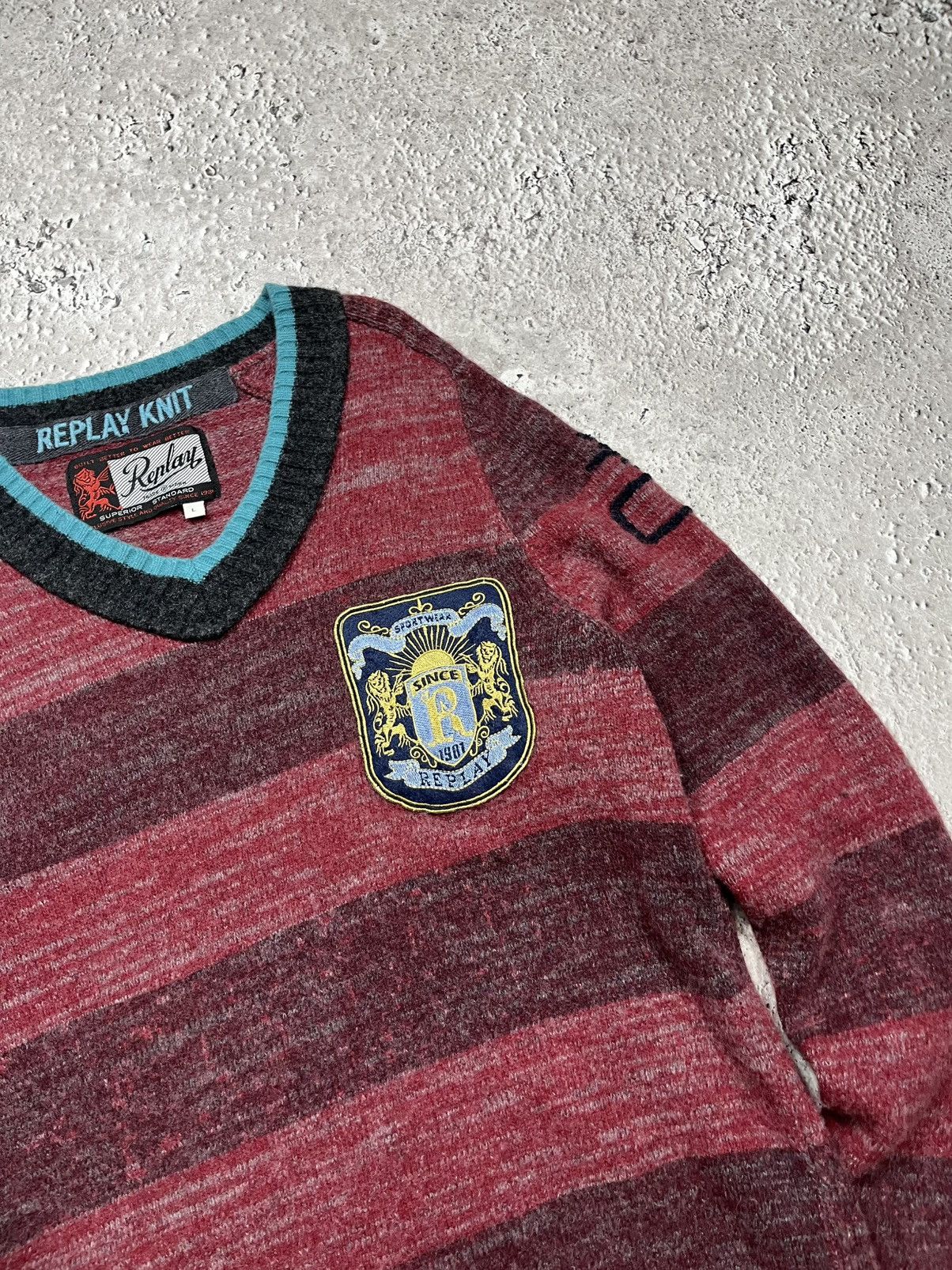 Replay Replay Knit Wool V Neck Sweater Burgundy Striped Crest Size US L / EU 52-54 / 3 - 7 Thumbnail