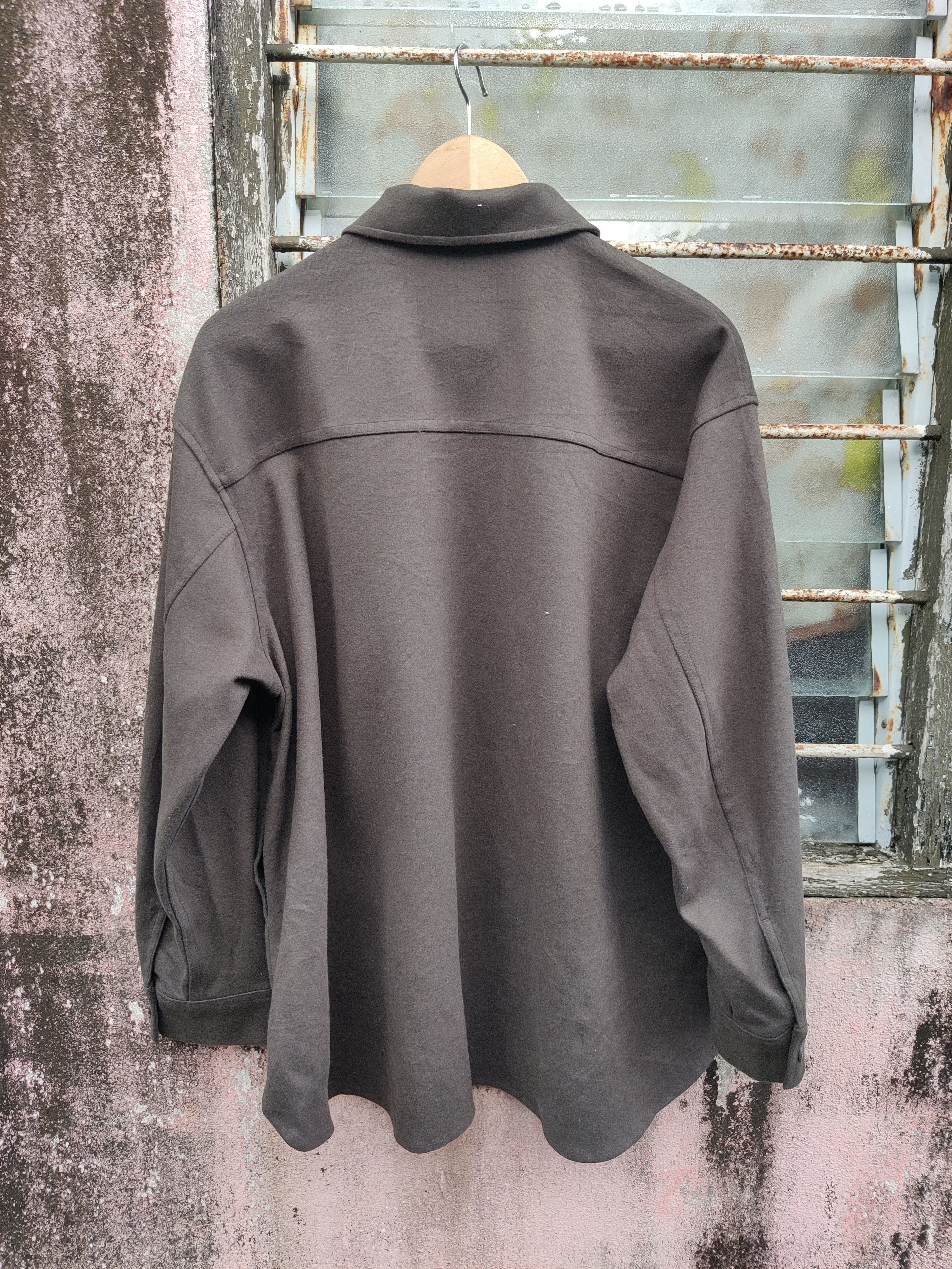 Uniqlo Vintage Uniqlo Japanese Shirt Size US L / EU 52-54 / 3 - 3 Thumbnail
