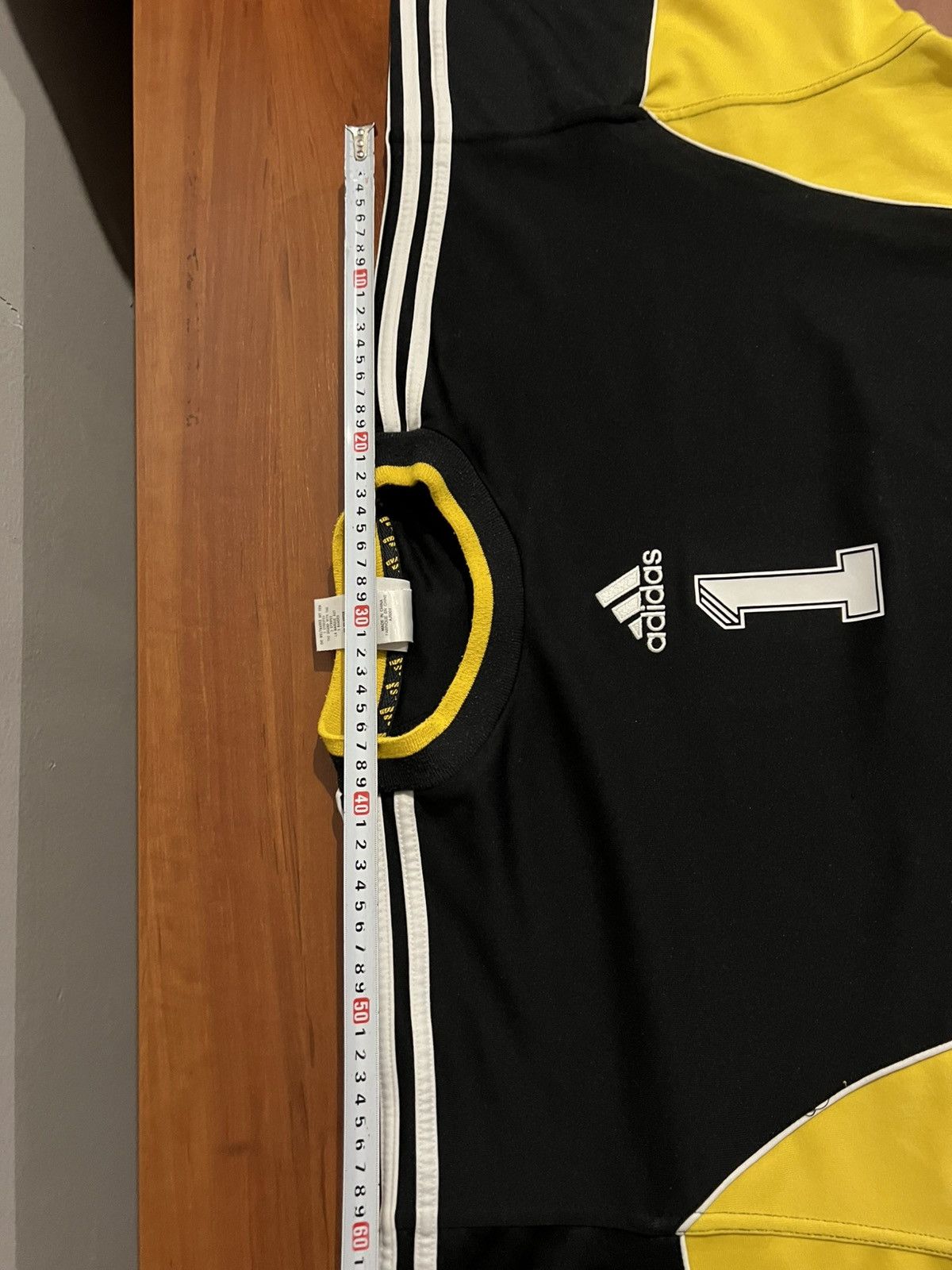 Adidas 1999 ADIDAS #1 GOALKEEPER SOCCER FOOTBALL SWEATSHIRT SIZE XL Size US XL / EU 56 / 4 - 19 Thumbnail