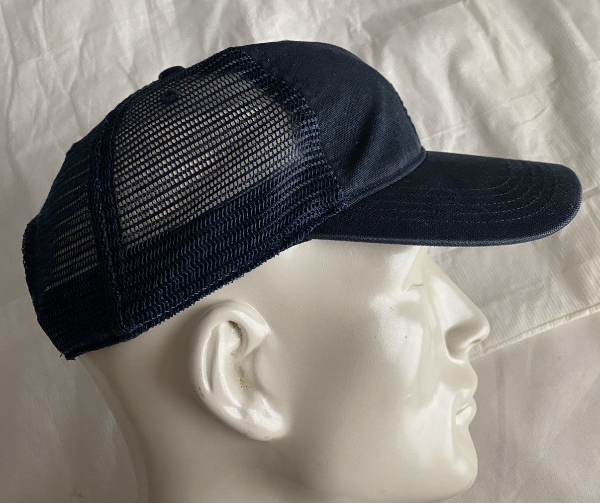 Carhartt Carhartt blue unstructured mesh trucker cap front logo patch Size ONE SIZE - 6 Thumbnail