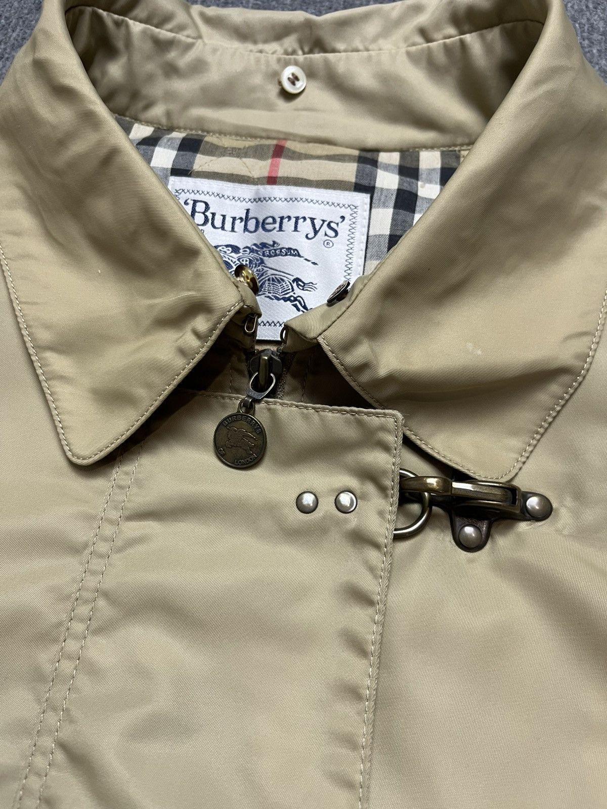 Burberry Vintage Burberrys nova check bomber jacket Size US L / EU 52-54 / 3 - 6 Thumbnail