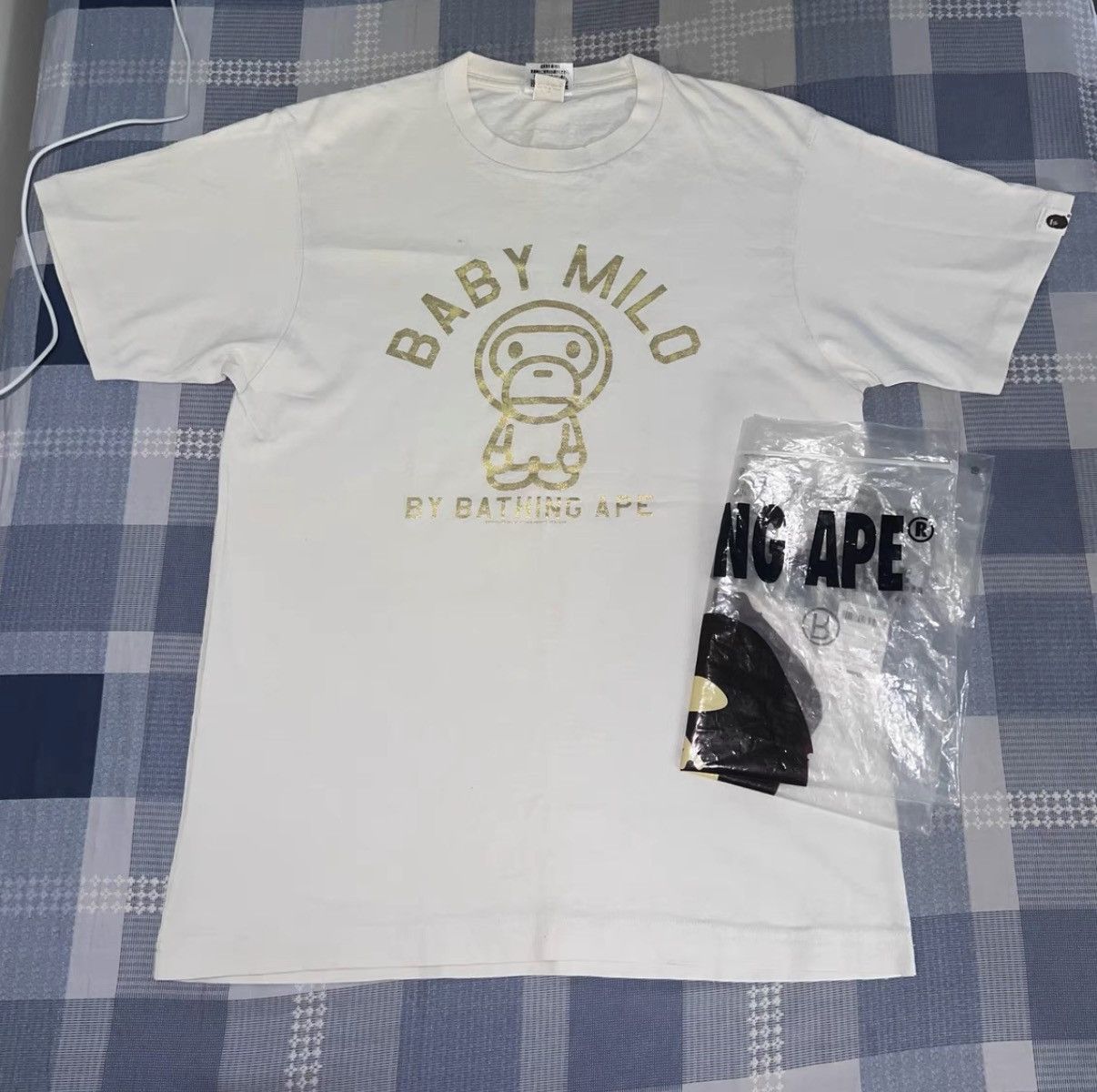 Bape BAPE OG Nigo era white short-sleeve T-shirt Size US L / EU 52-54 / 3 - 1 Thumbnail
