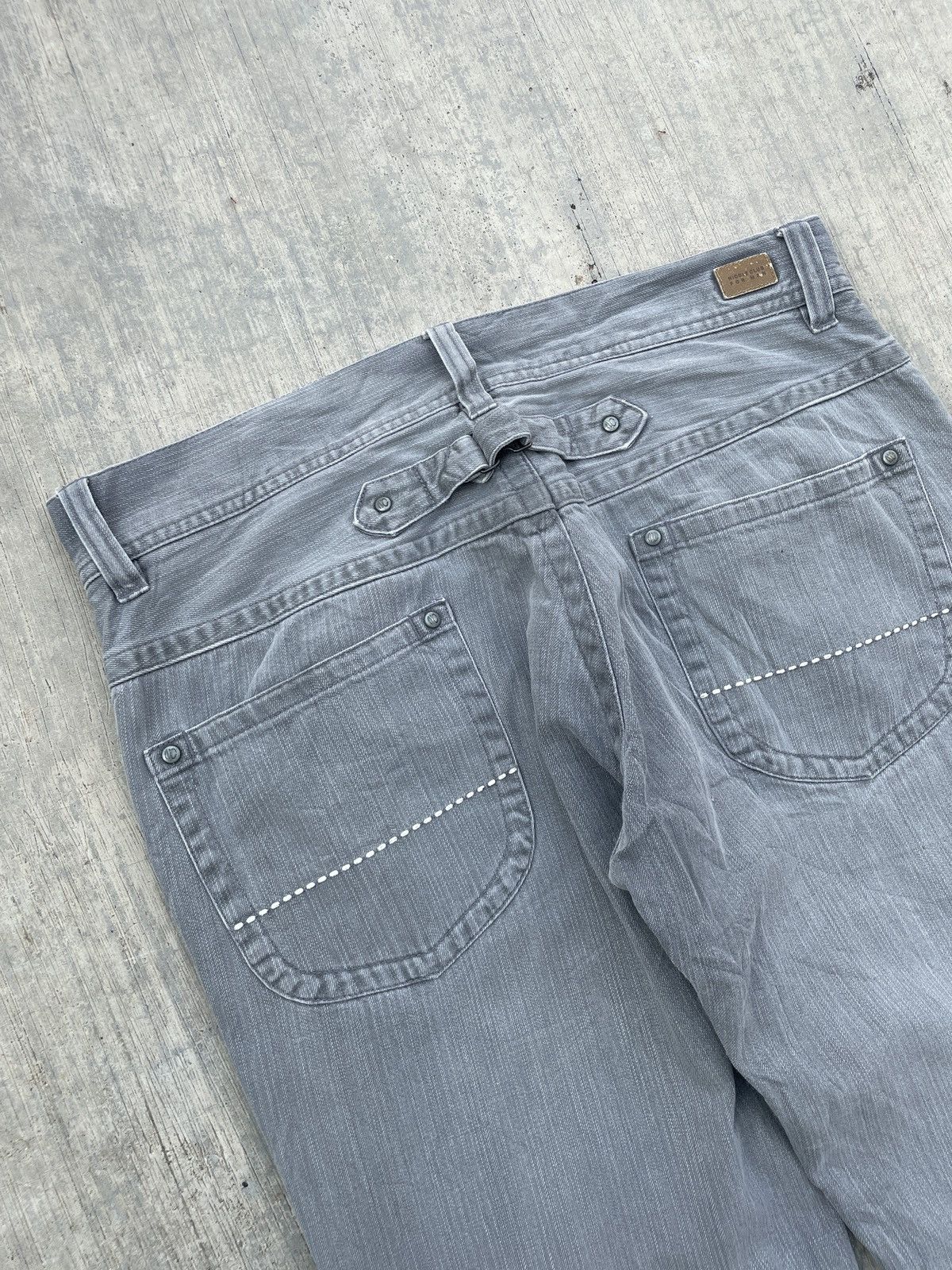 Japanese Brand 2000s JAPANESE BRAND NICOLE CLUB FOR MEN BUCKLE BACK JEANS Size US 33 - 6 Thumbnail