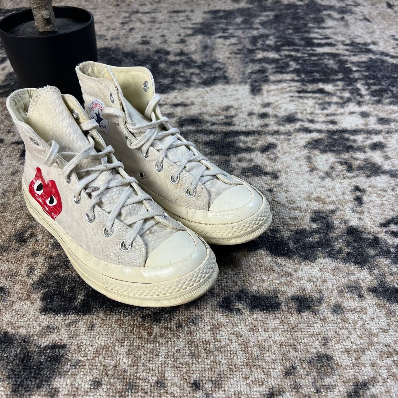 Comme des Garcons PLAY × Converse Converse x Comme Des Garcons PLAY Hi Top Sneakers Size US 8 / IT 38 - 2 Thumbnail