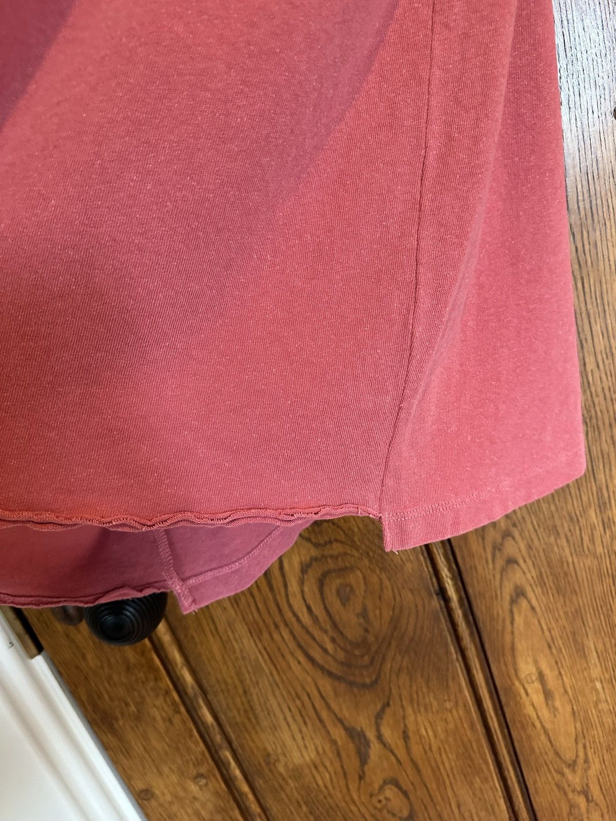 Saint Laurent Paris $550 Saint Laurent Rive Gauche logo t shirt pink salmon Size US M / EU 48-50 / 2 - 21 Thumbnail