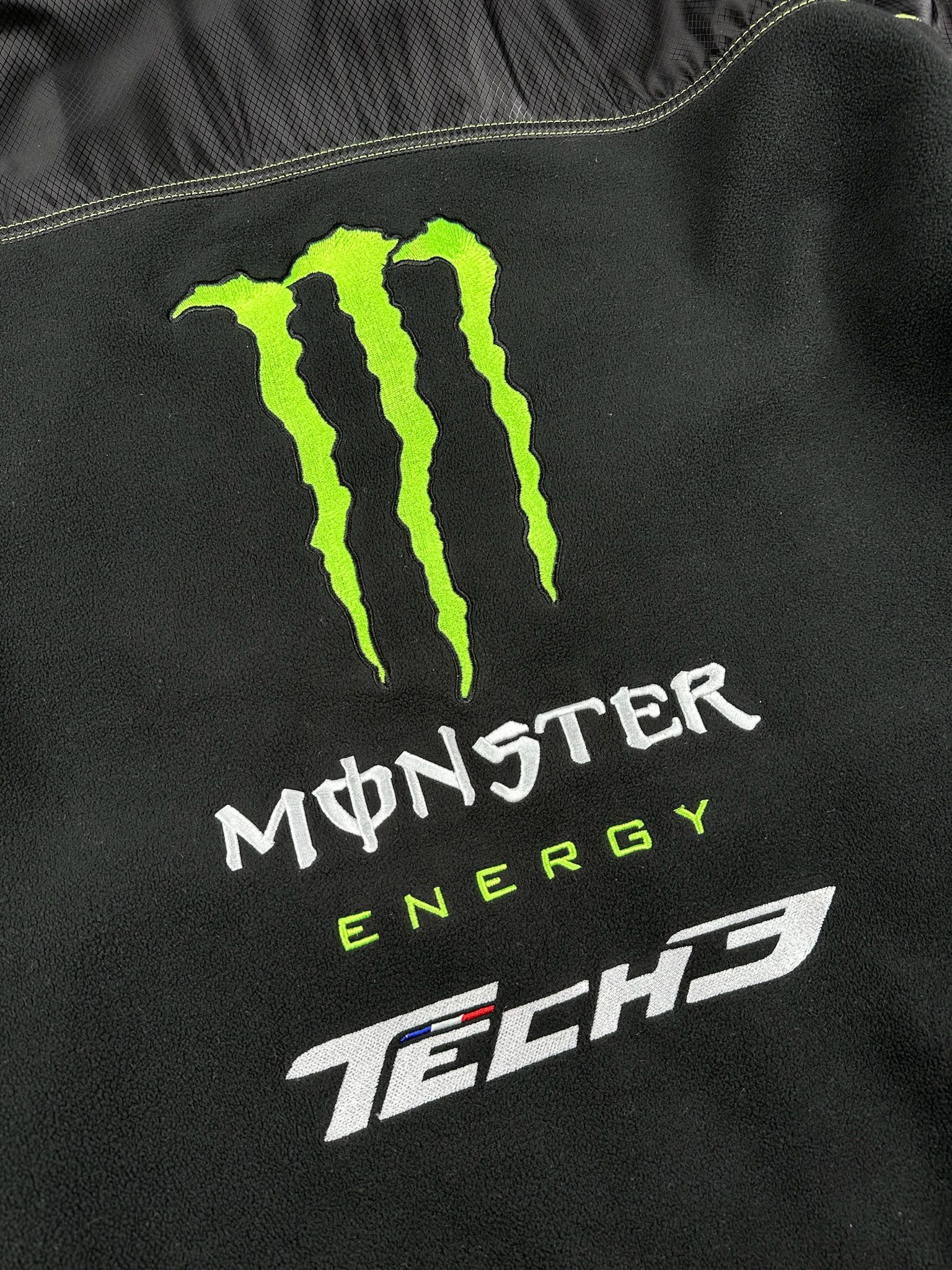 Formula 1 Vintage Monster Energy Drink Racing Fleece Y2K Size US M / EU 48-50 / 2 - 4 Thumbnail