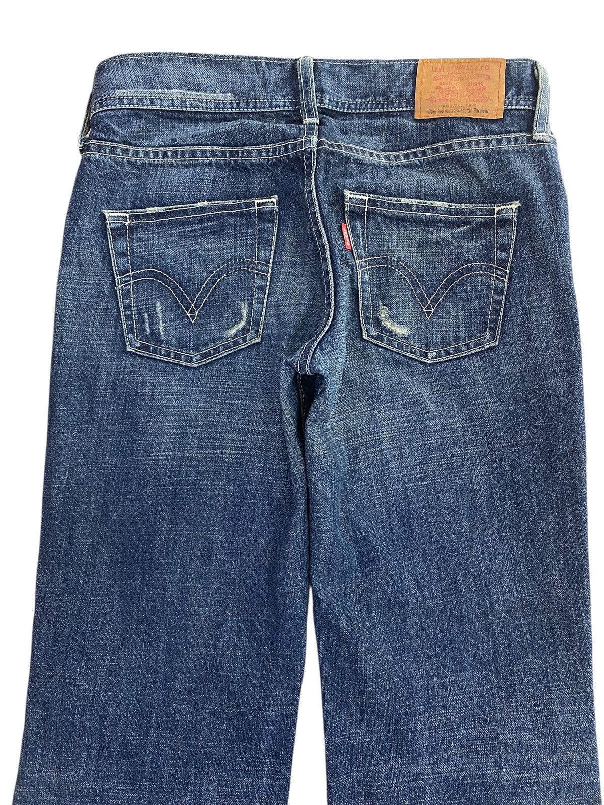 Levi's Vintage Levi’s Blue Faded Wash Style Flare Jeans Size US 28 / EU 44 - 4 Thumbnail