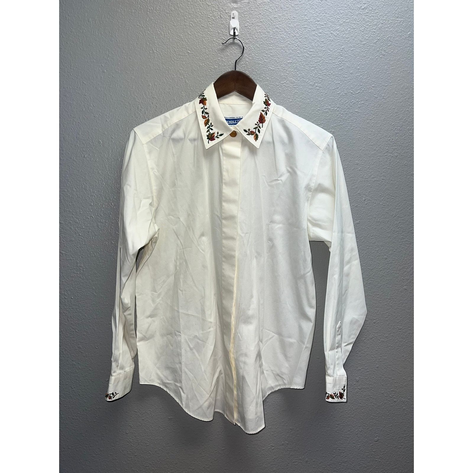 Pendleton Womens Pendleton Top Button Up Knockabouts Floral Shirt 8 Size M / US 6-8 / IT 42-44 - 1 Thumbnail