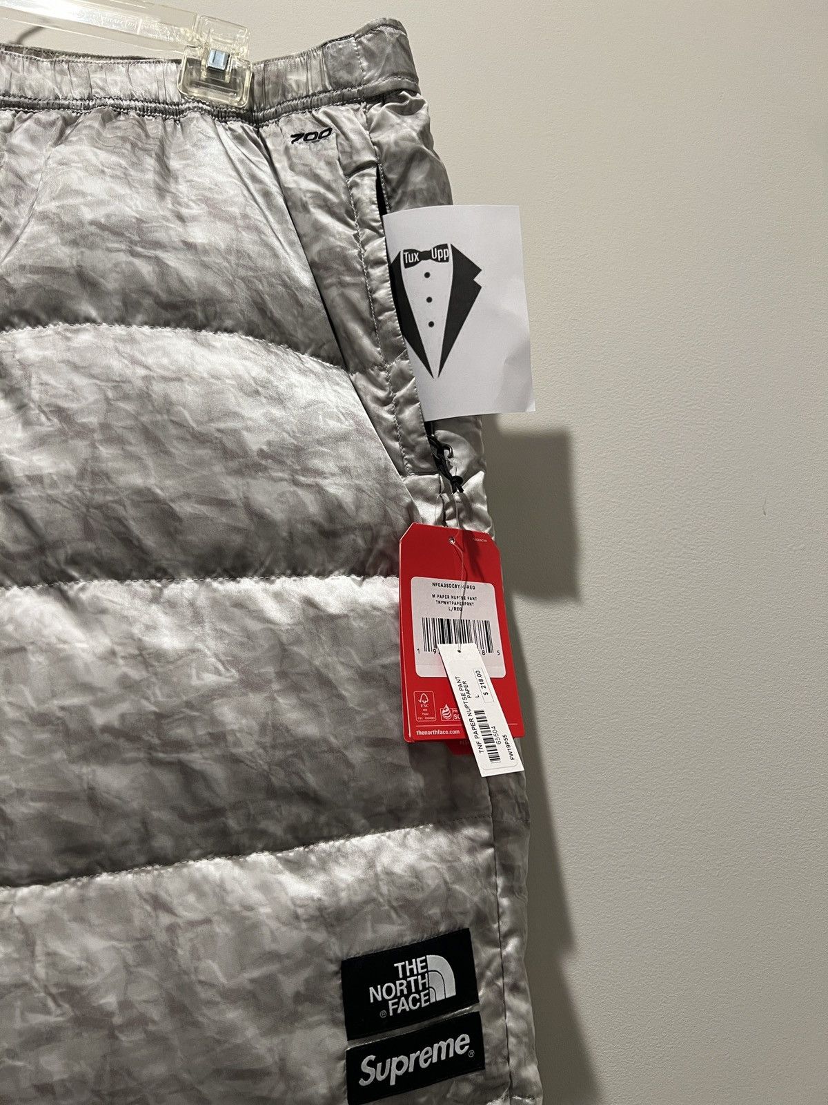 Supreme × The North Face Supreme x The North Face Paper Print Nuptse Pant Size US 36 / EU 52 - 2 Thumbnail