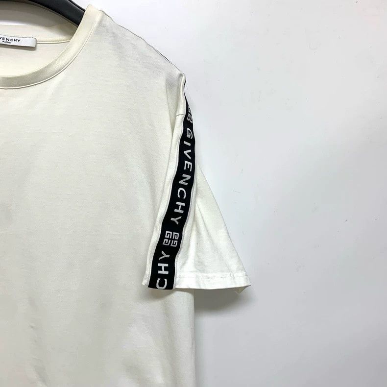 Givenchy Givenchy Size XXXLSleeve Logo Short Sleeve 2506-Nextarrow Size US XL / EU 56 / 4 - 6 Thumbnail