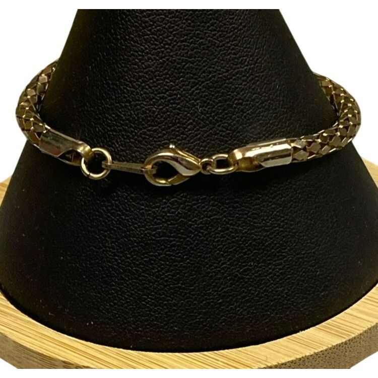 Other Gold-Tone Faceted Bracelet With Lobster Clasp 7 1/2 inches Size ONE SIZE - 3 Thumbnail