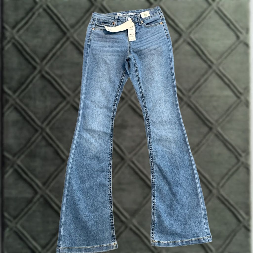 Vintage No Boundaries Jeans Bootcut Woman Juniors 00 Mid Rise 25x32 Light Blue Denim Stretch Flap Pocket Size 24" / US 00 / IT 34 - 1 Thumbnail